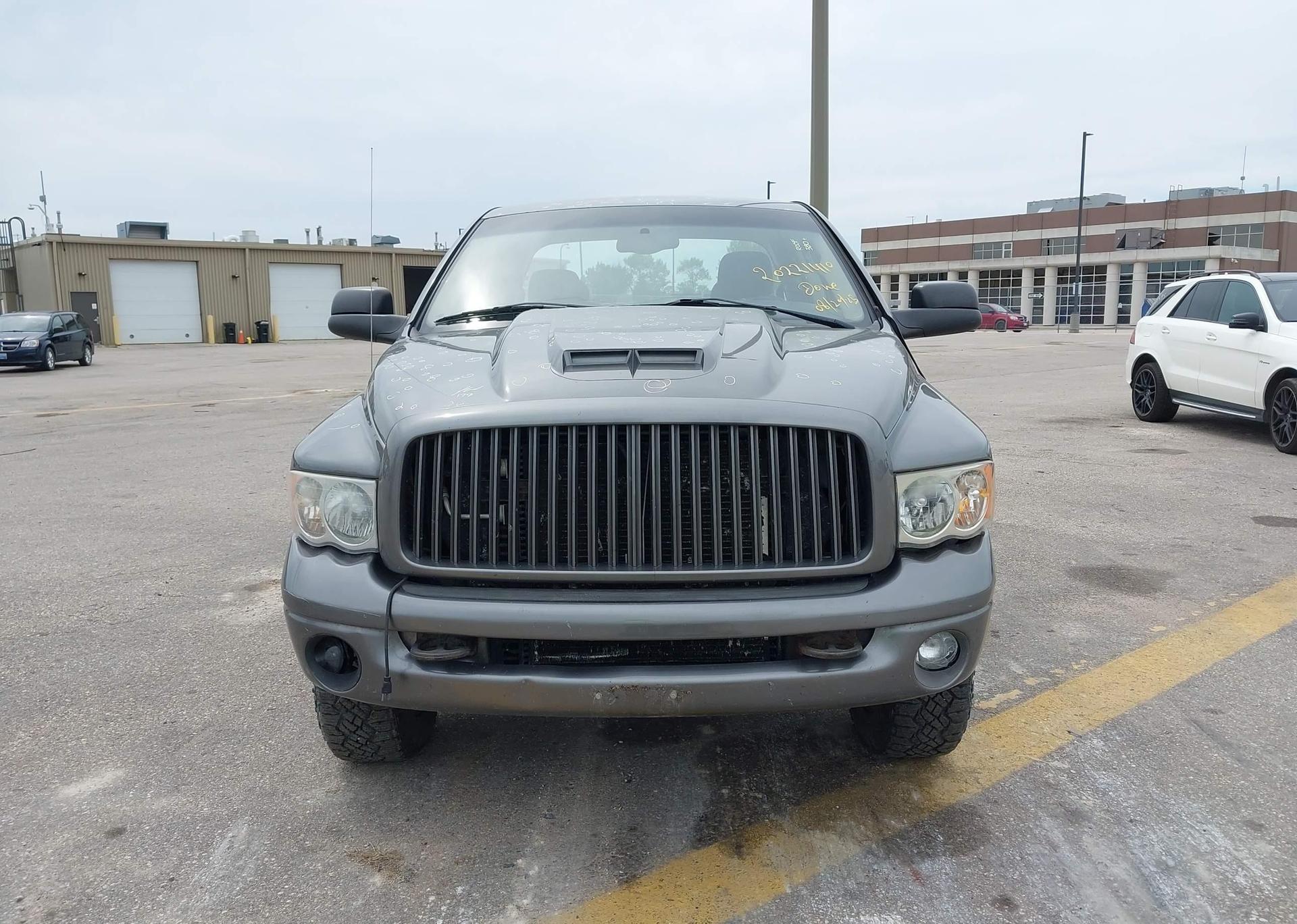 2005 DODGE RAM 2500 QUAD CAB
