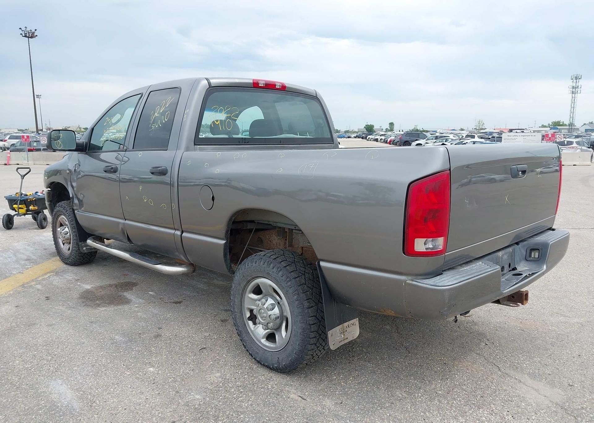 2005 DODGE RAM 2500 QUAD CAB