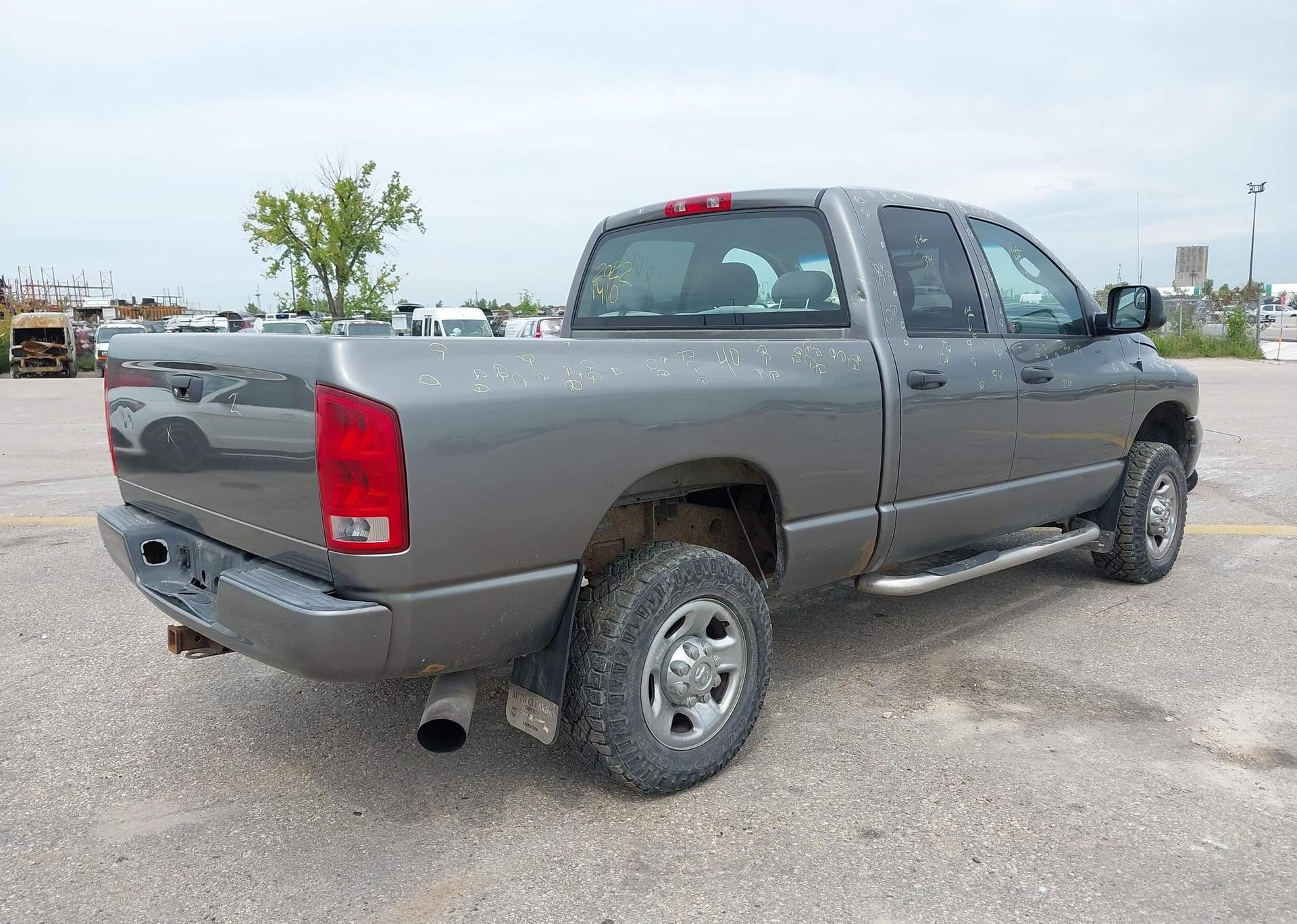 2005 DODGE RAM 2500 QUAD CAB
