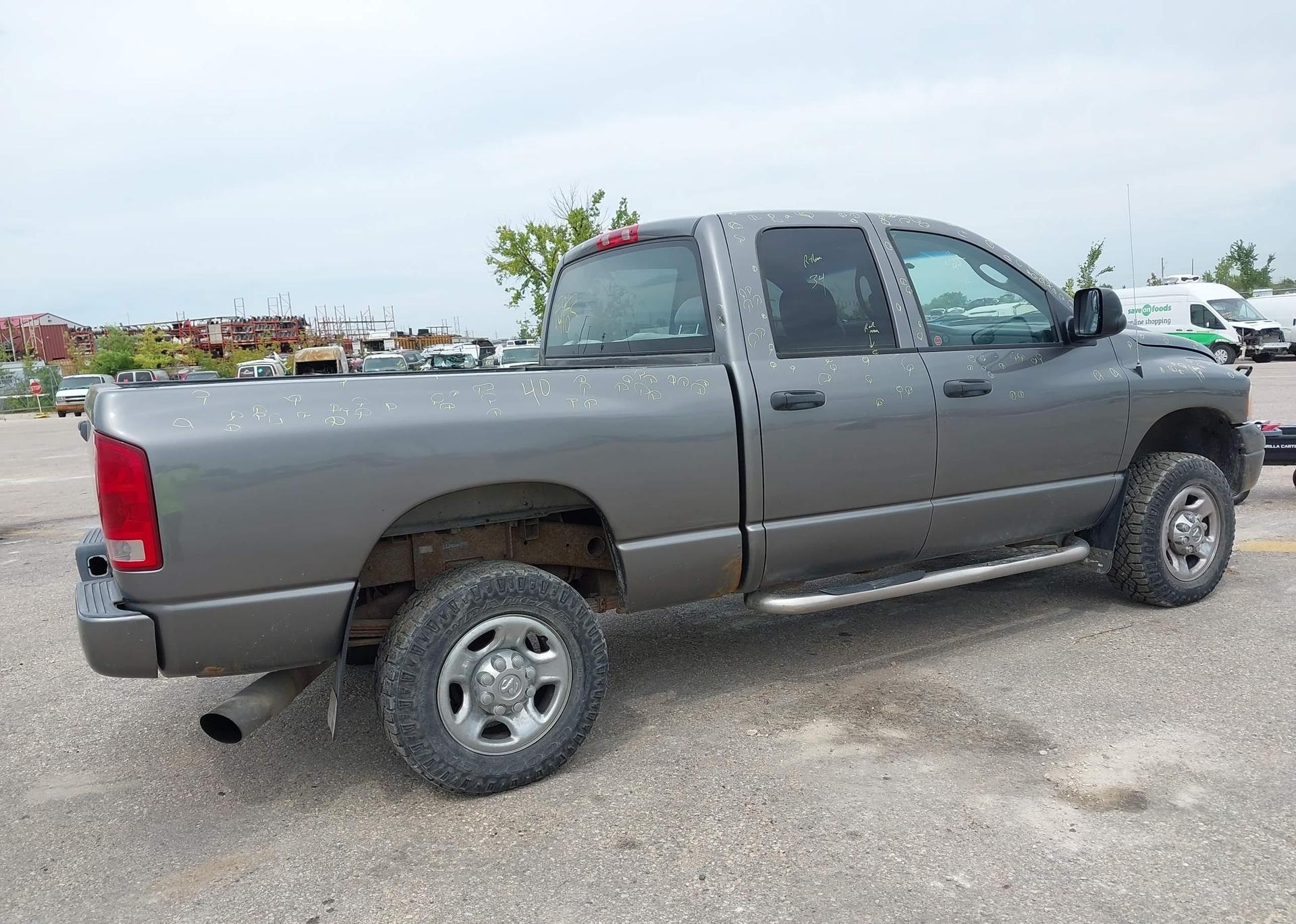 2005 DODGE RAM 2500 QUAD CAB