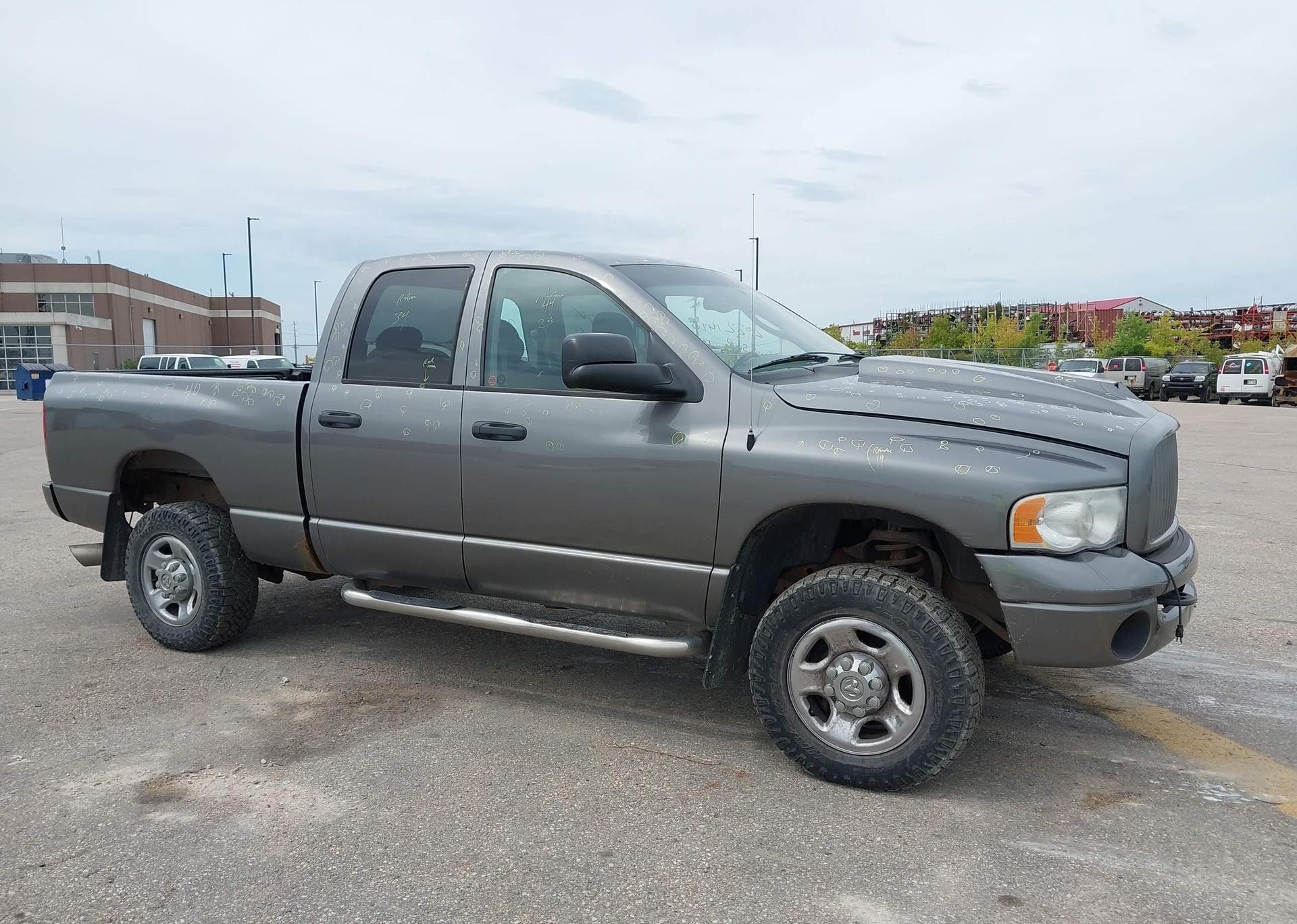 2005 DODGE RAM 2500 QUAD CAB