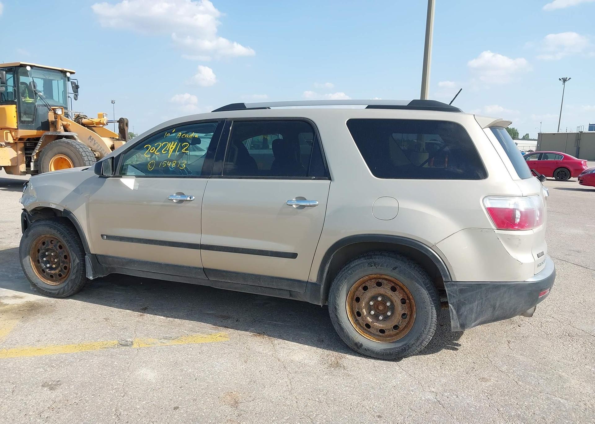 2010 GMC ACADIA SLE