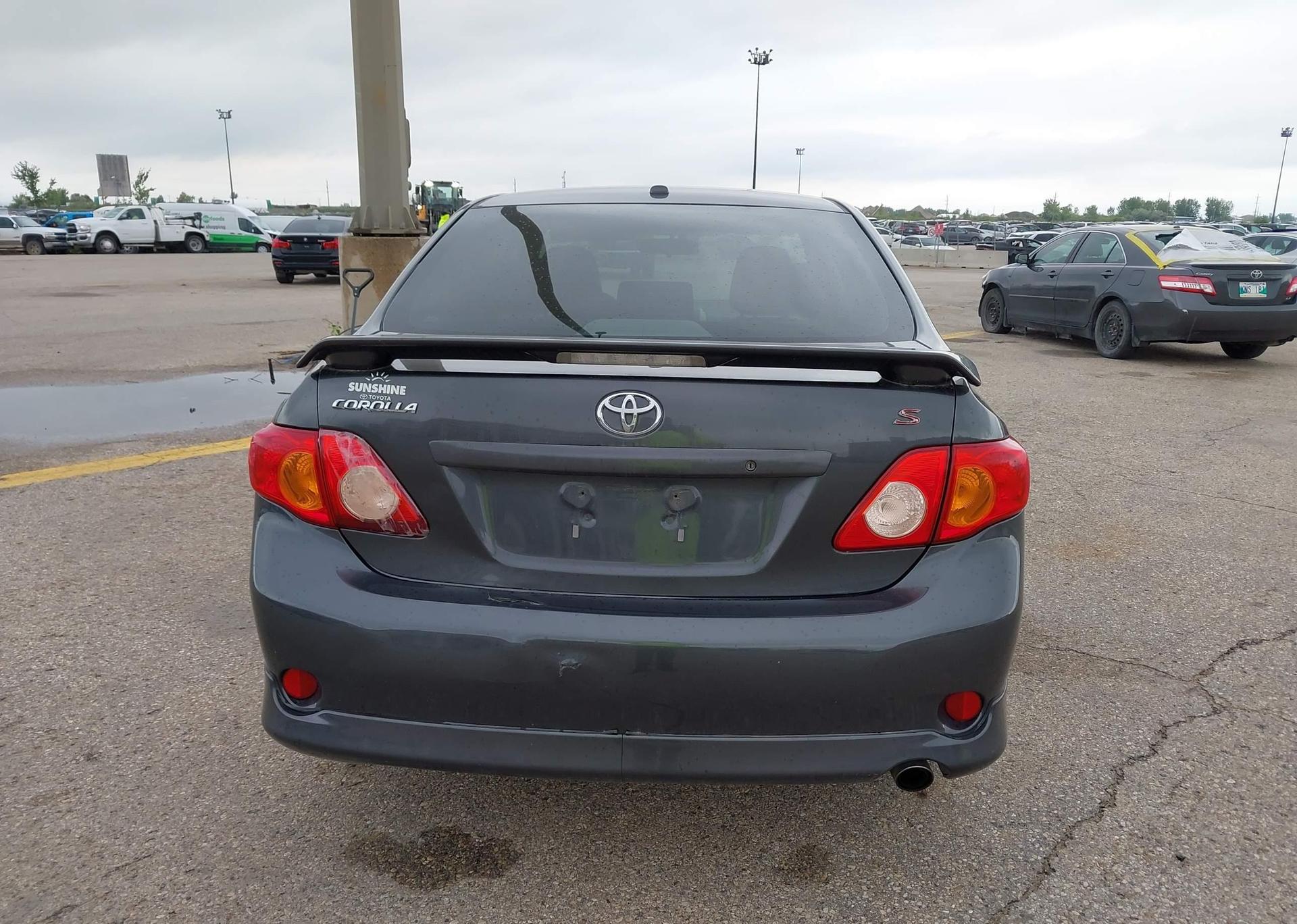 2009 TOYOTA COROLLA S