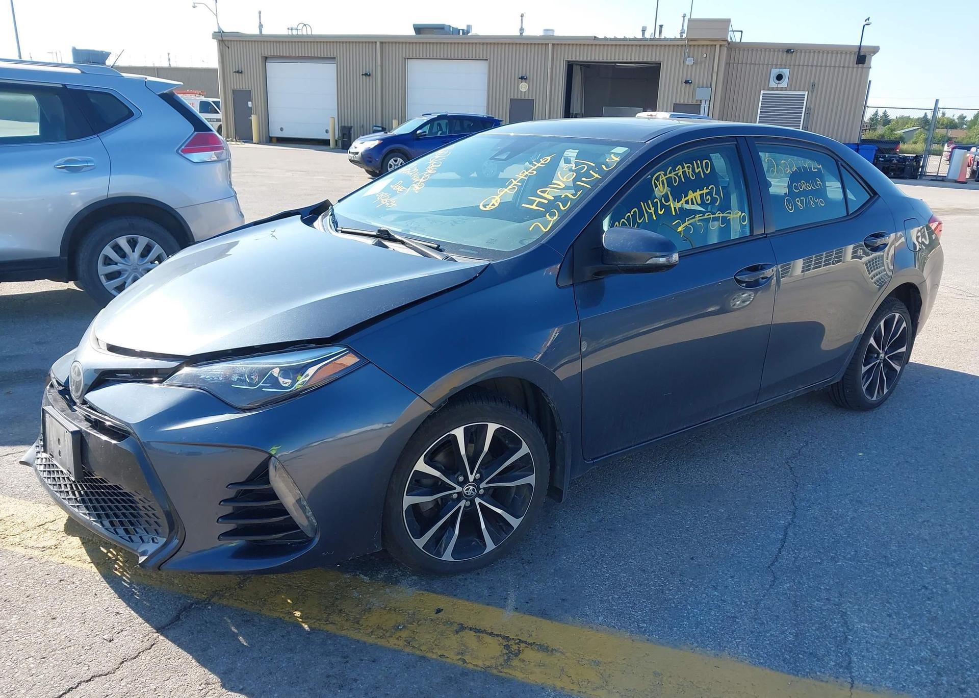 2017 TOYOTA COROLLA SE