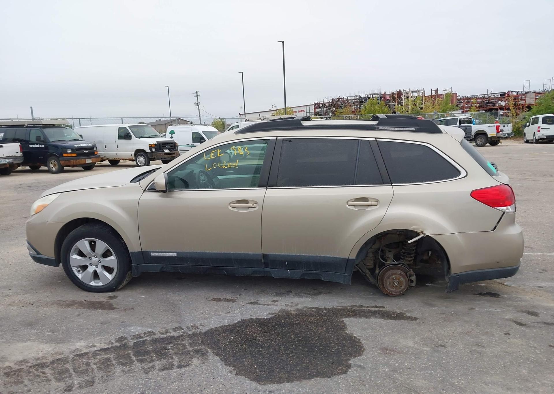 2010 SUBARU OUTBACK 2.5I PZEV