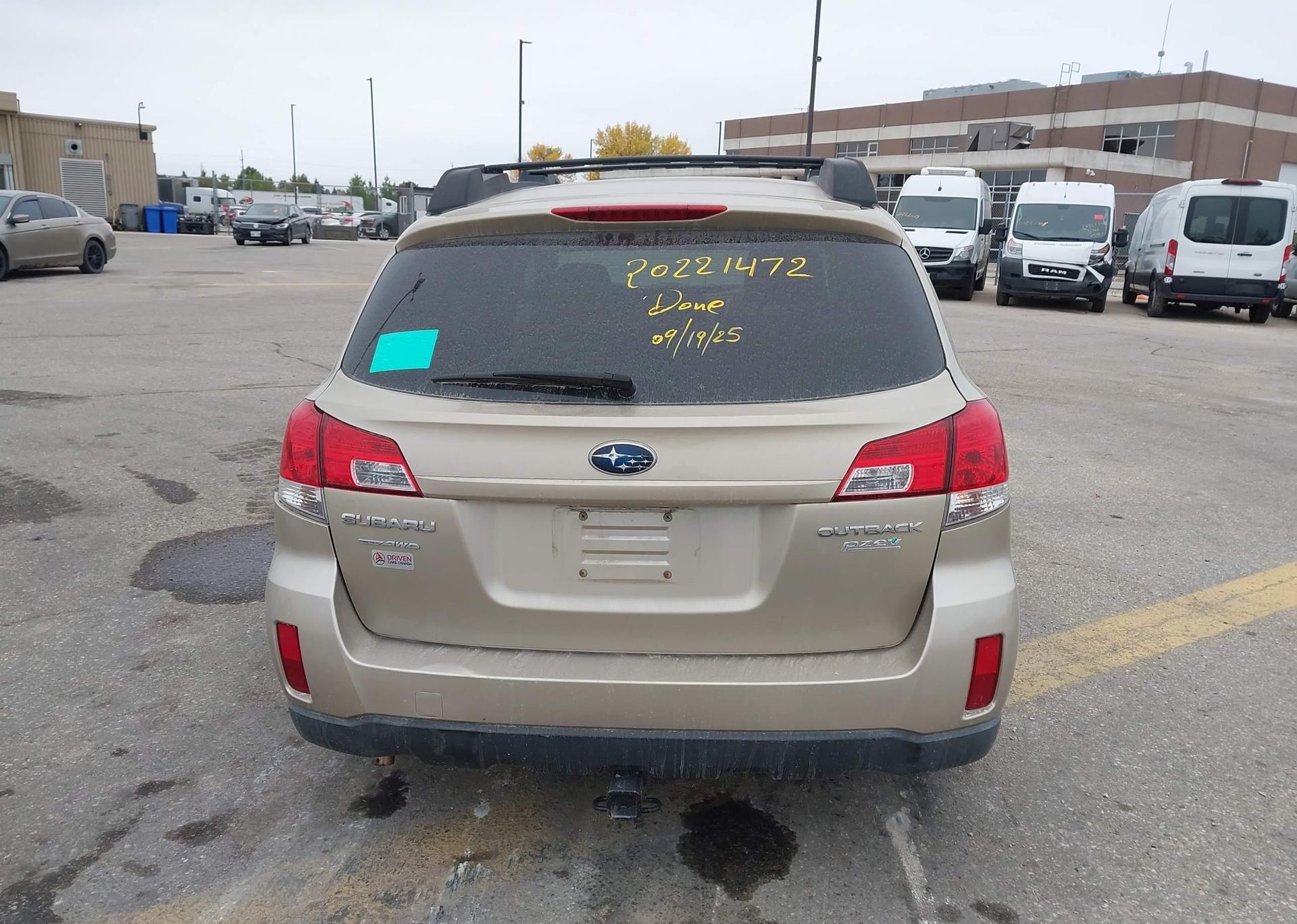 2010 SUBARU OUTBACK 2.5I PZEV