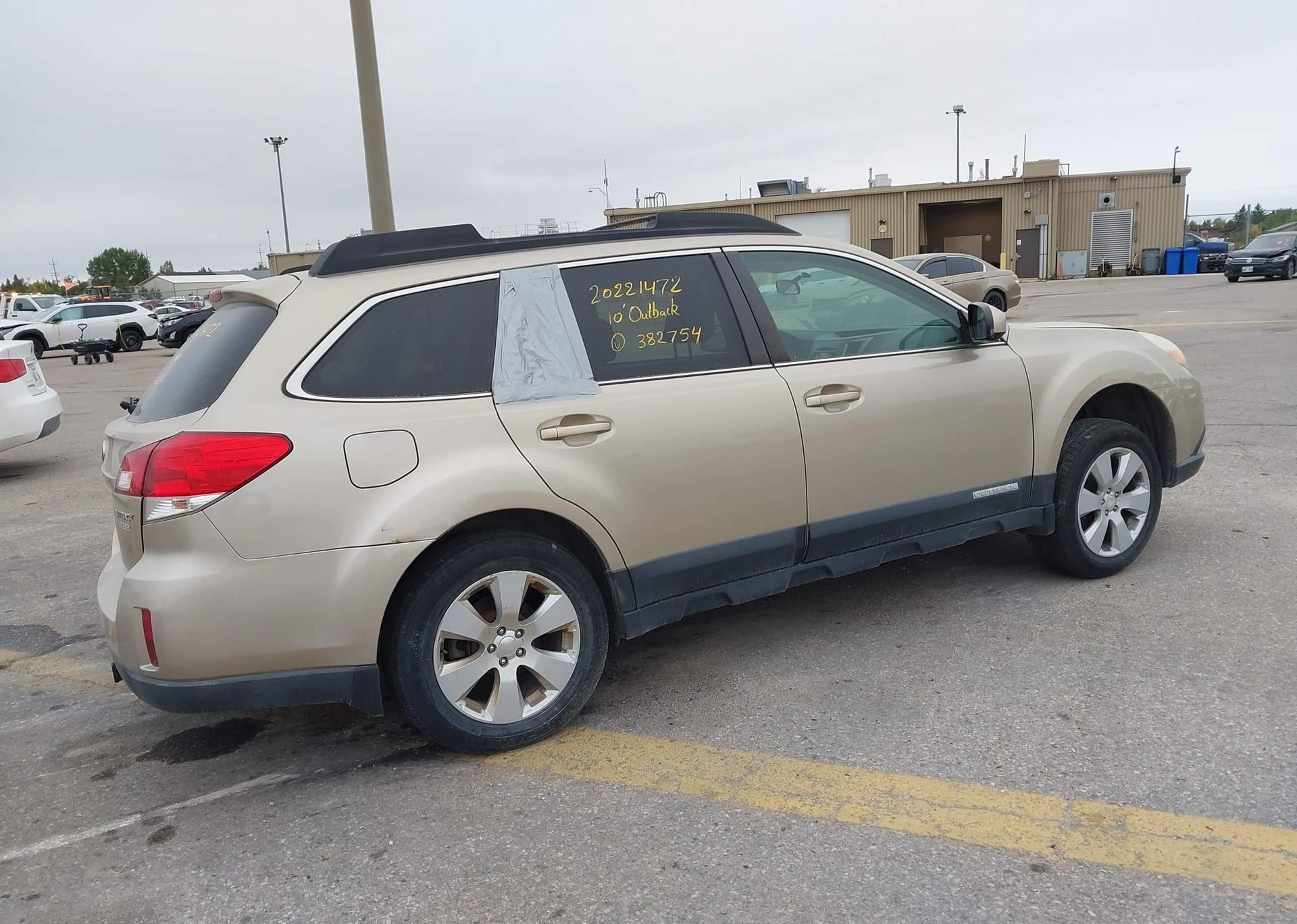 2010 SUBARU OUTBACK 2.5I PZEV