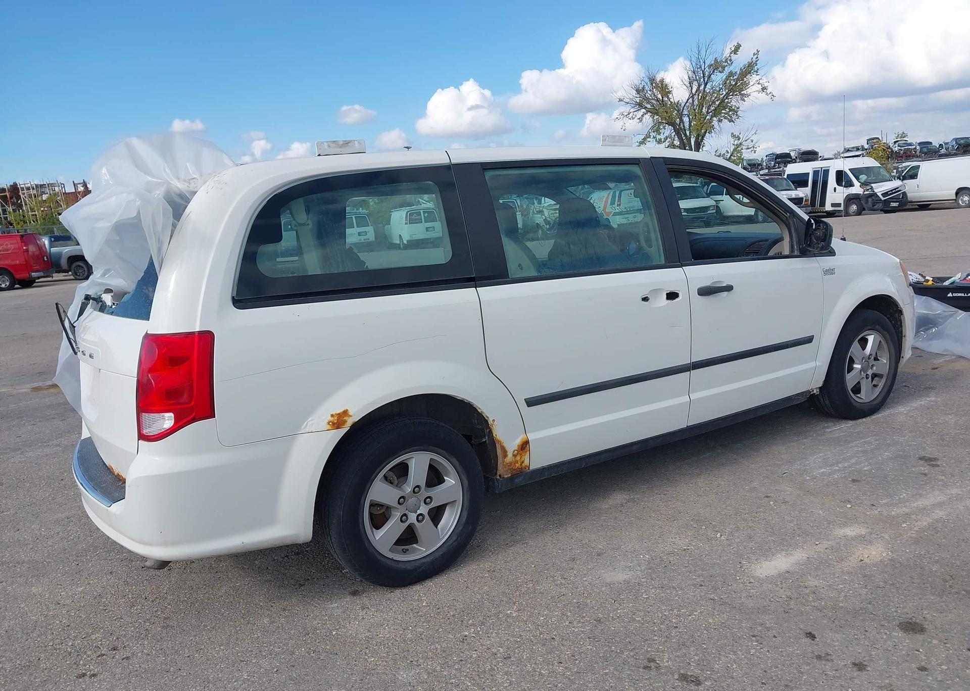2012 DODGE GRAND CARAVAN SE