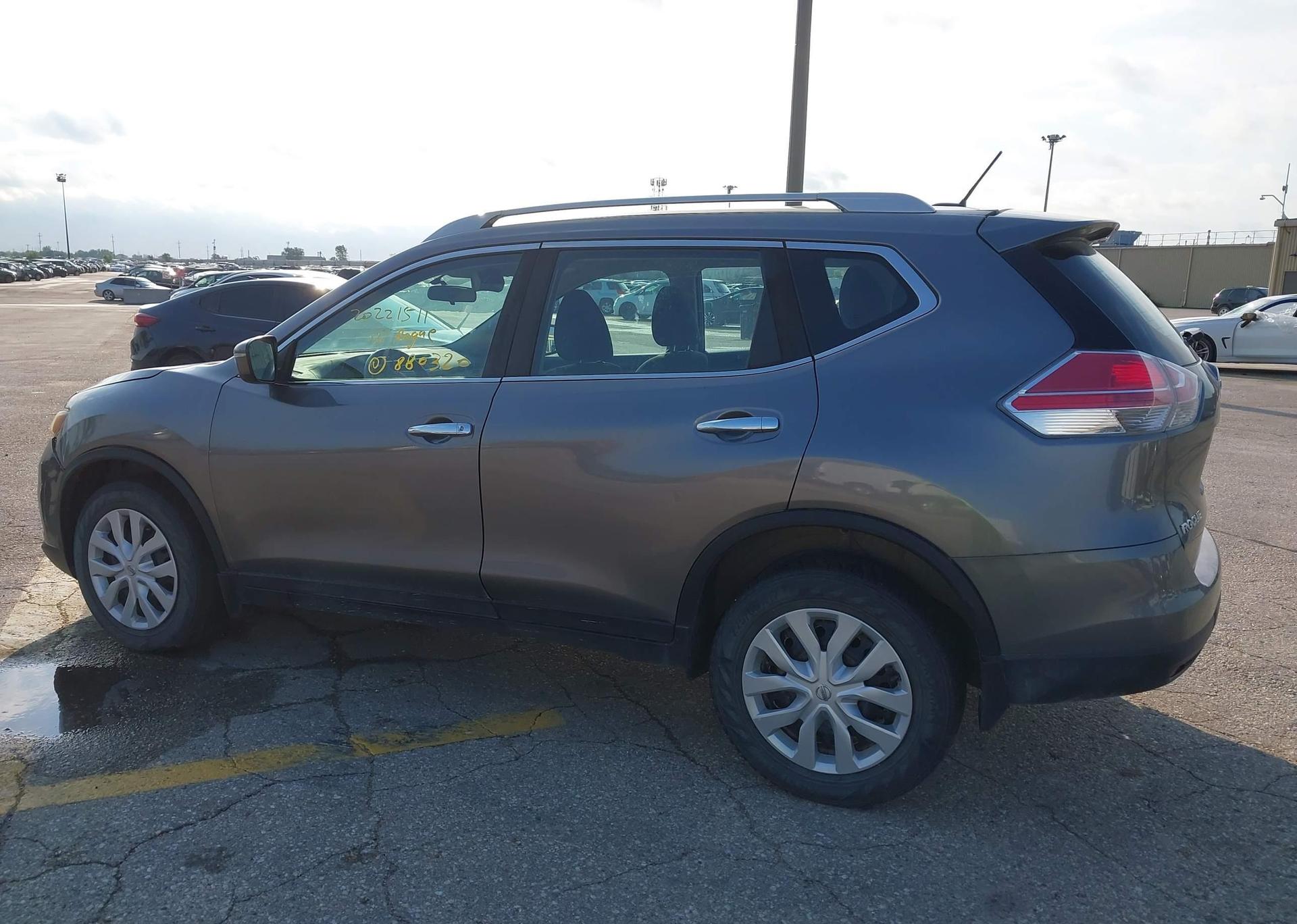 2016 NISSAN ROGUE S