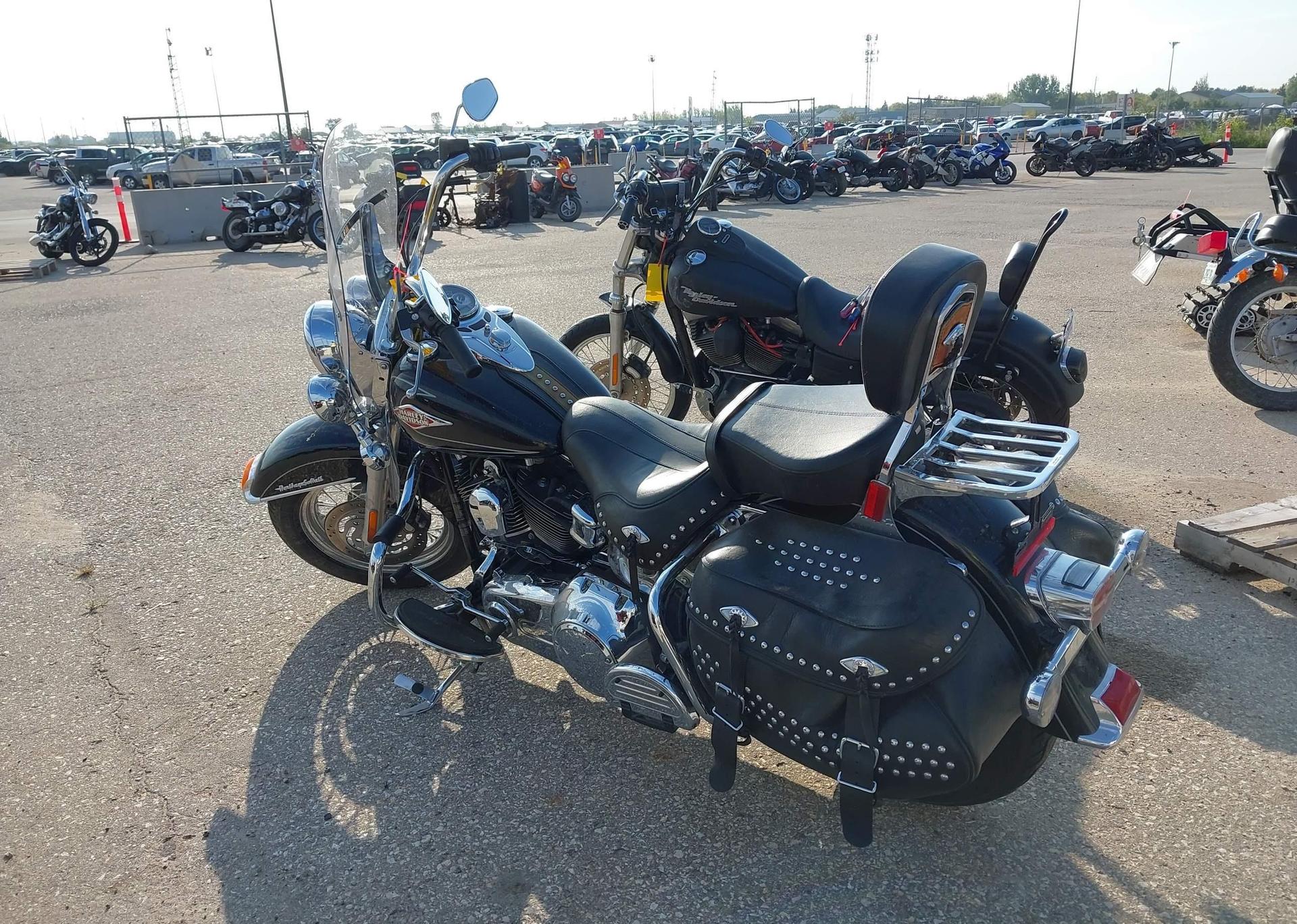2010 HARLEY-DAVIDSON FLSTC HERITAGE SOFTAIL