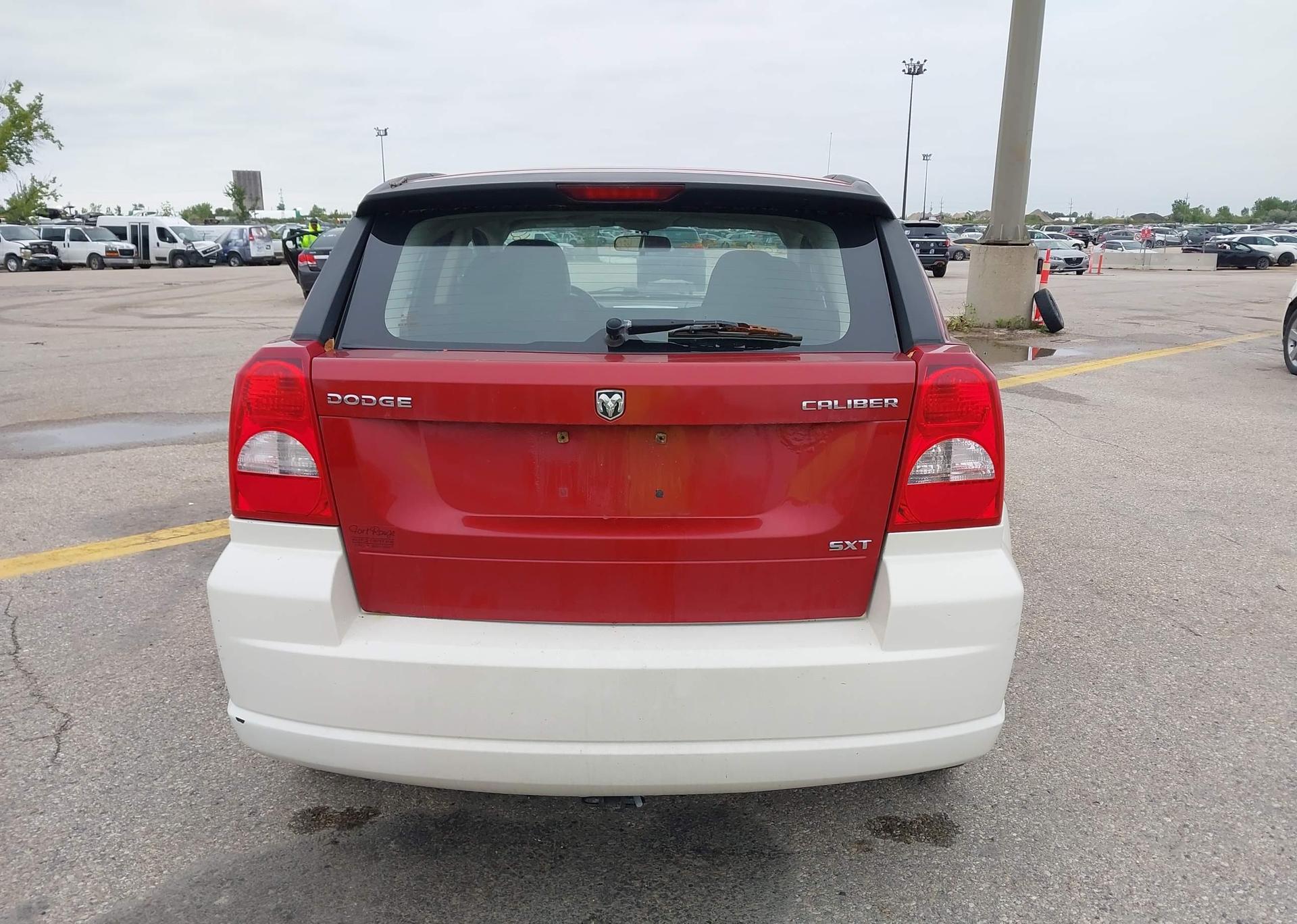 2009 DODGE CALIBER SXT