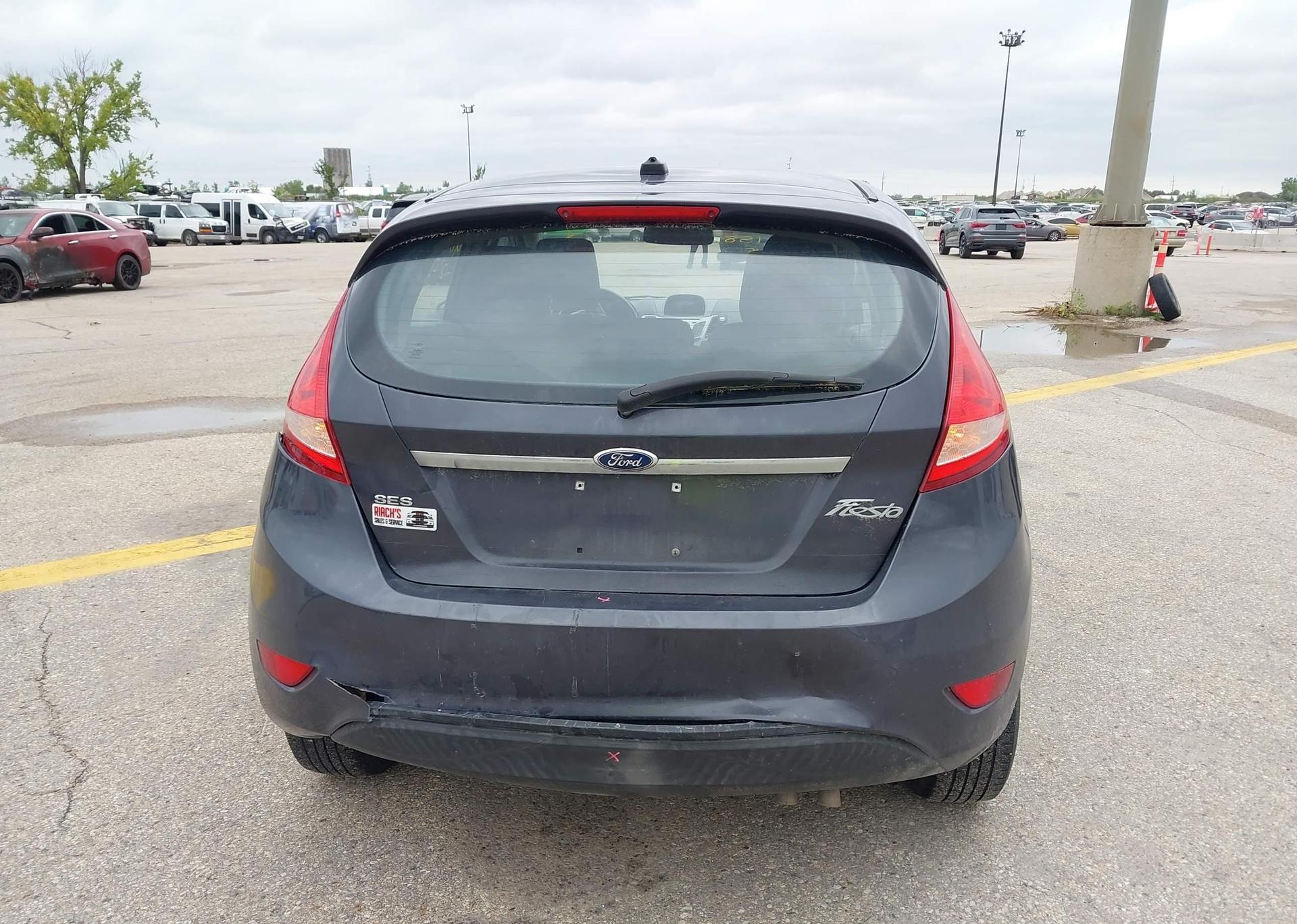 2012 FORD FIESTA SES