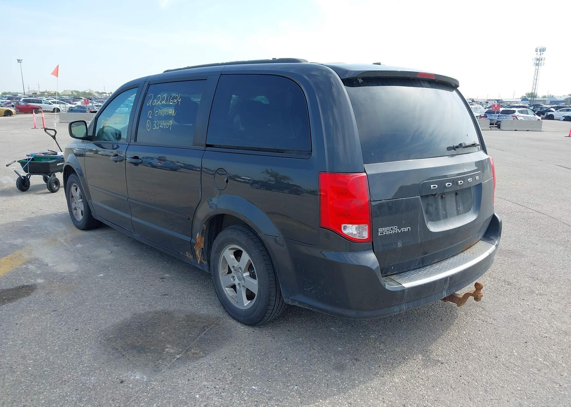2012 DODGE GRAND CARAVAN SE