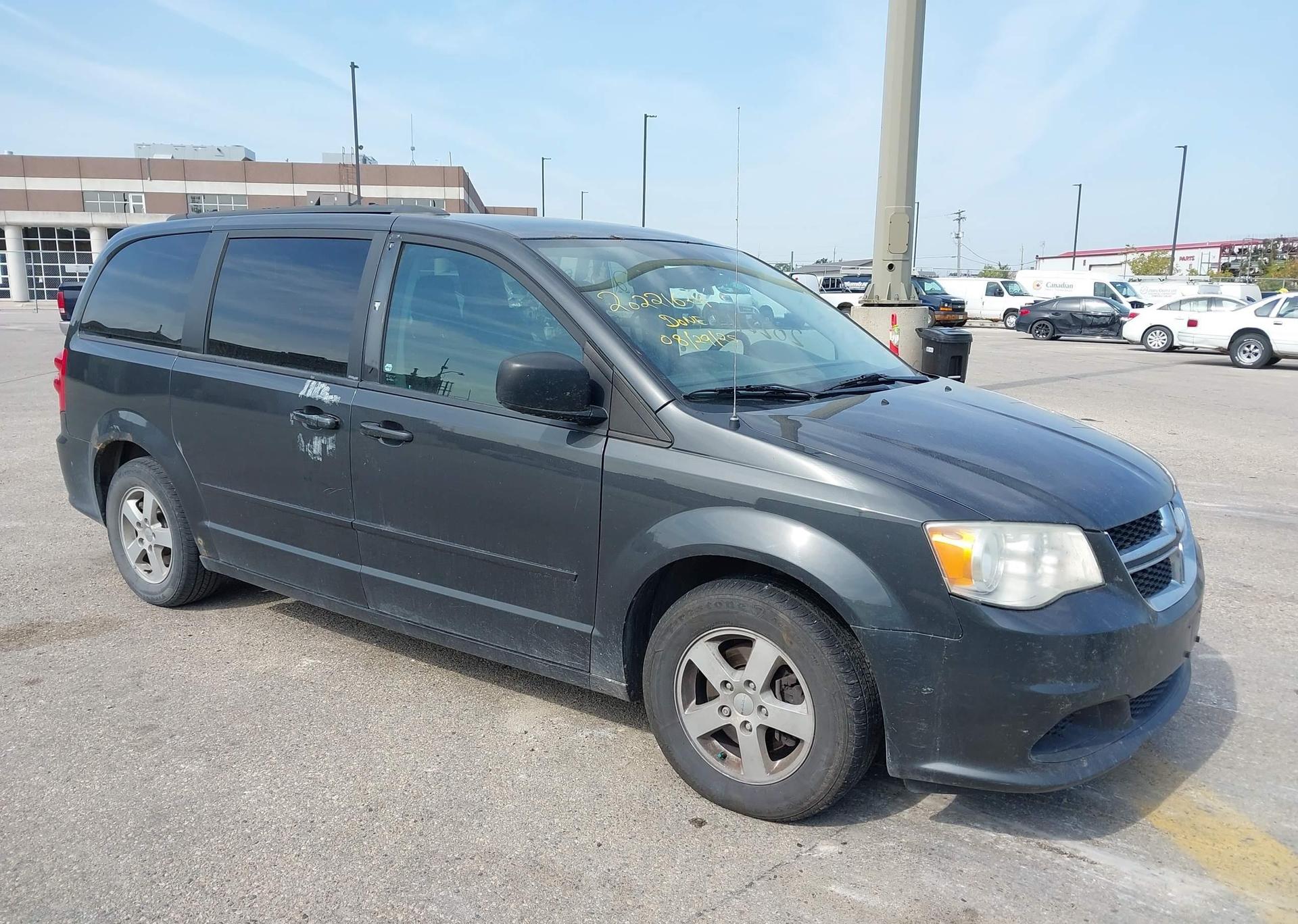 2012 DODGE GRAND CARAVAN SE