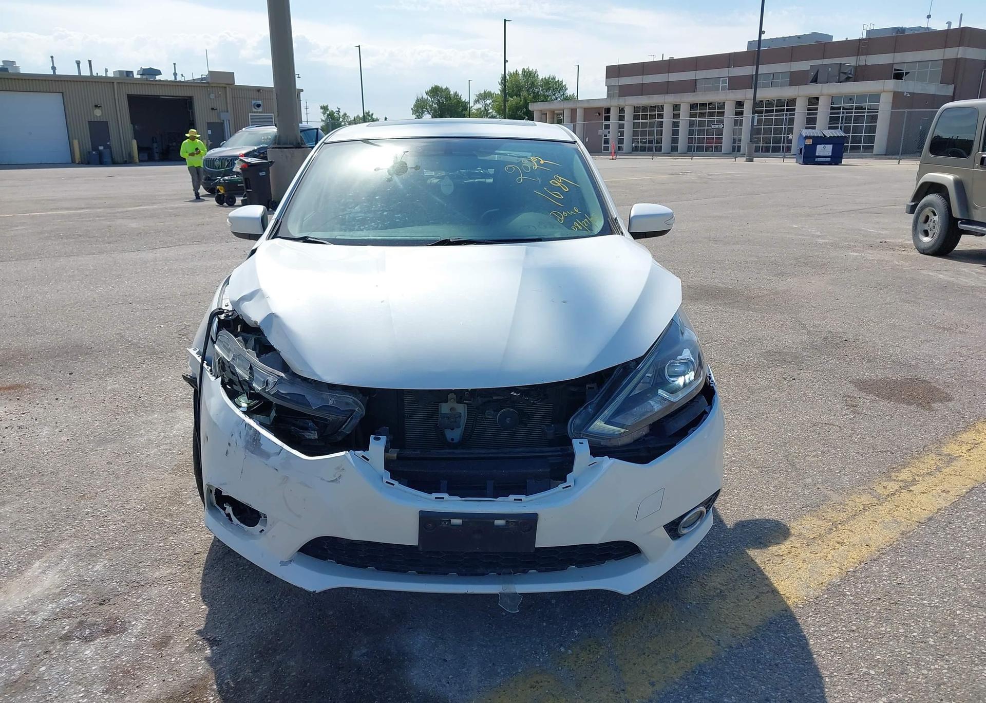 2016 NISSAN SENTRA 1.8 SR