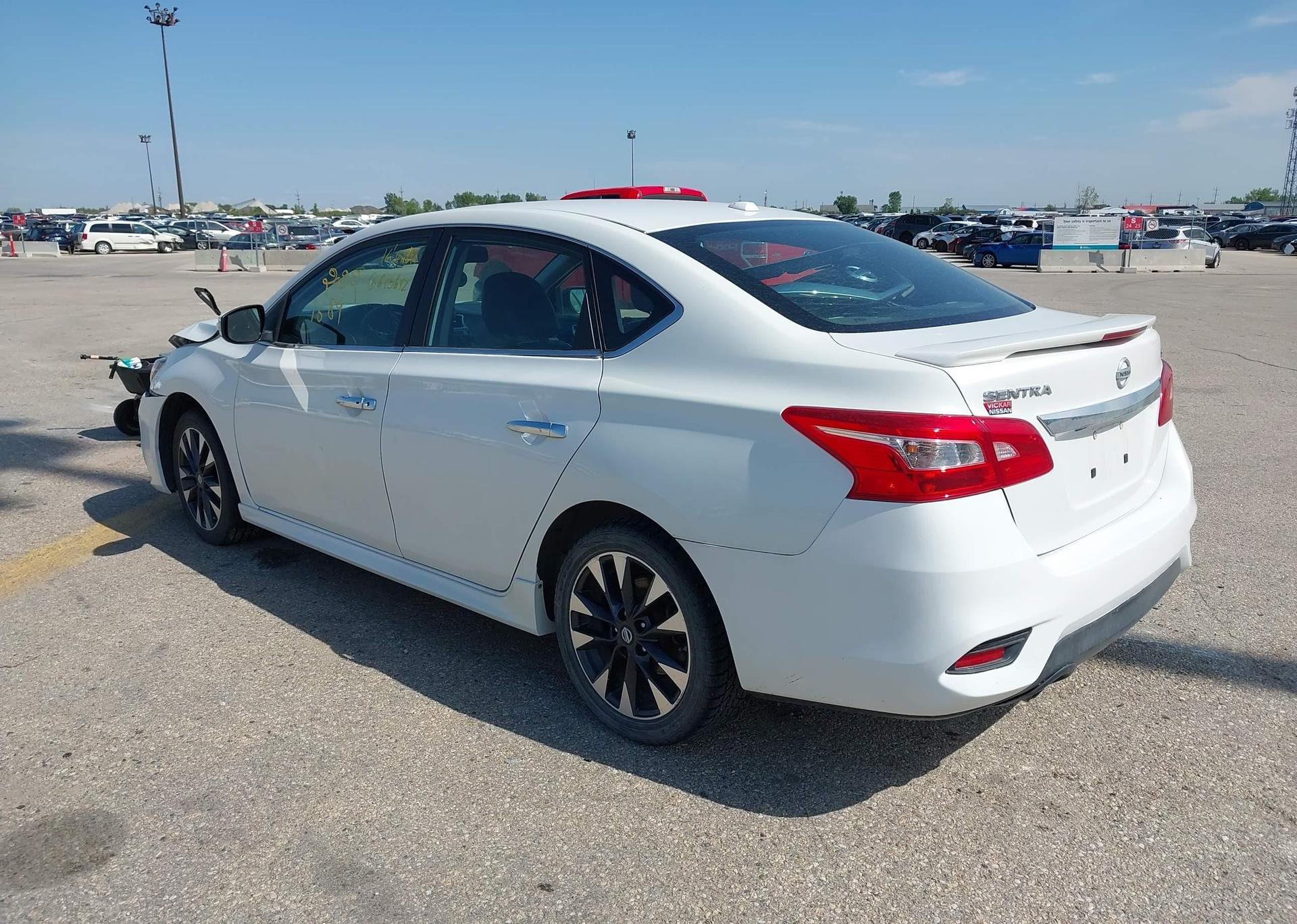 2016 NISSAN SENTRA 1.8 SR