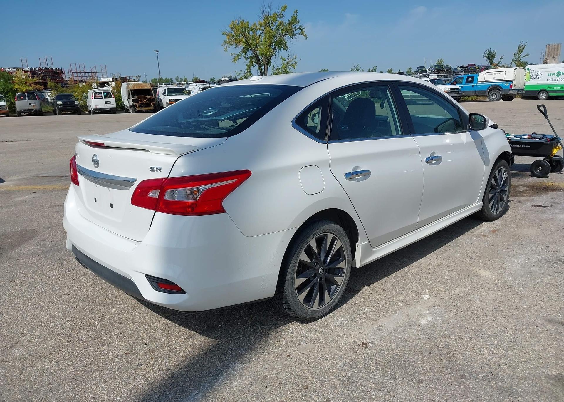 2016 NISSAN SENTRA 1.8 SR