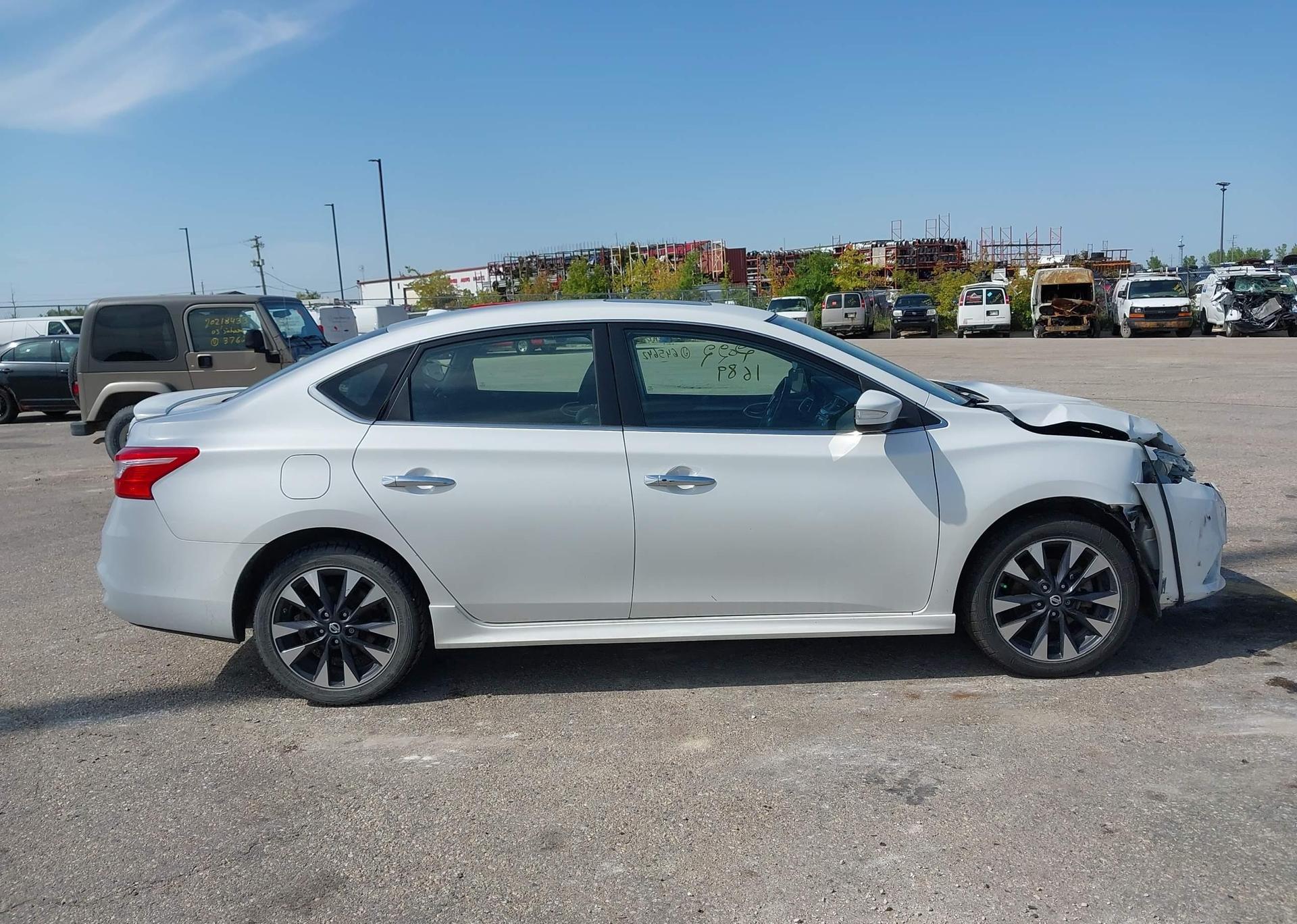 2016 NISSAN SENTRA 1.8 SR