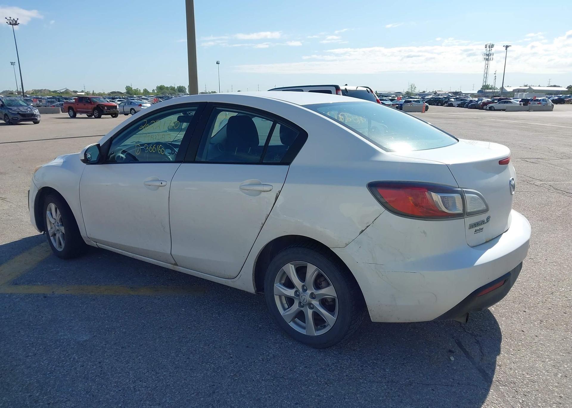 2011 MAZDA MAZDA3 GX