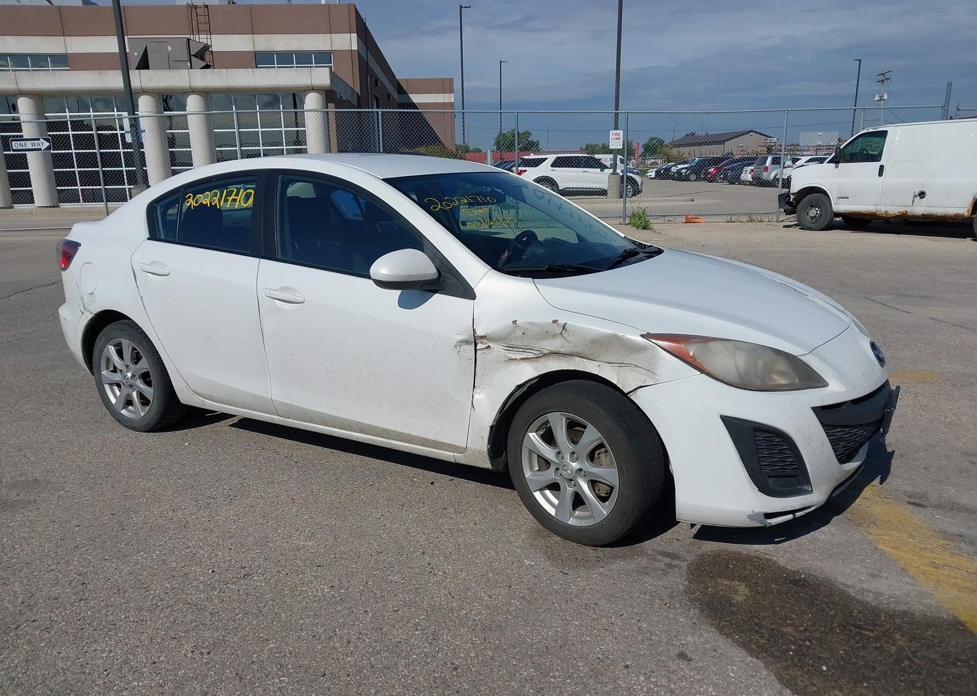 2011 MAZDA MAZDA3 GX