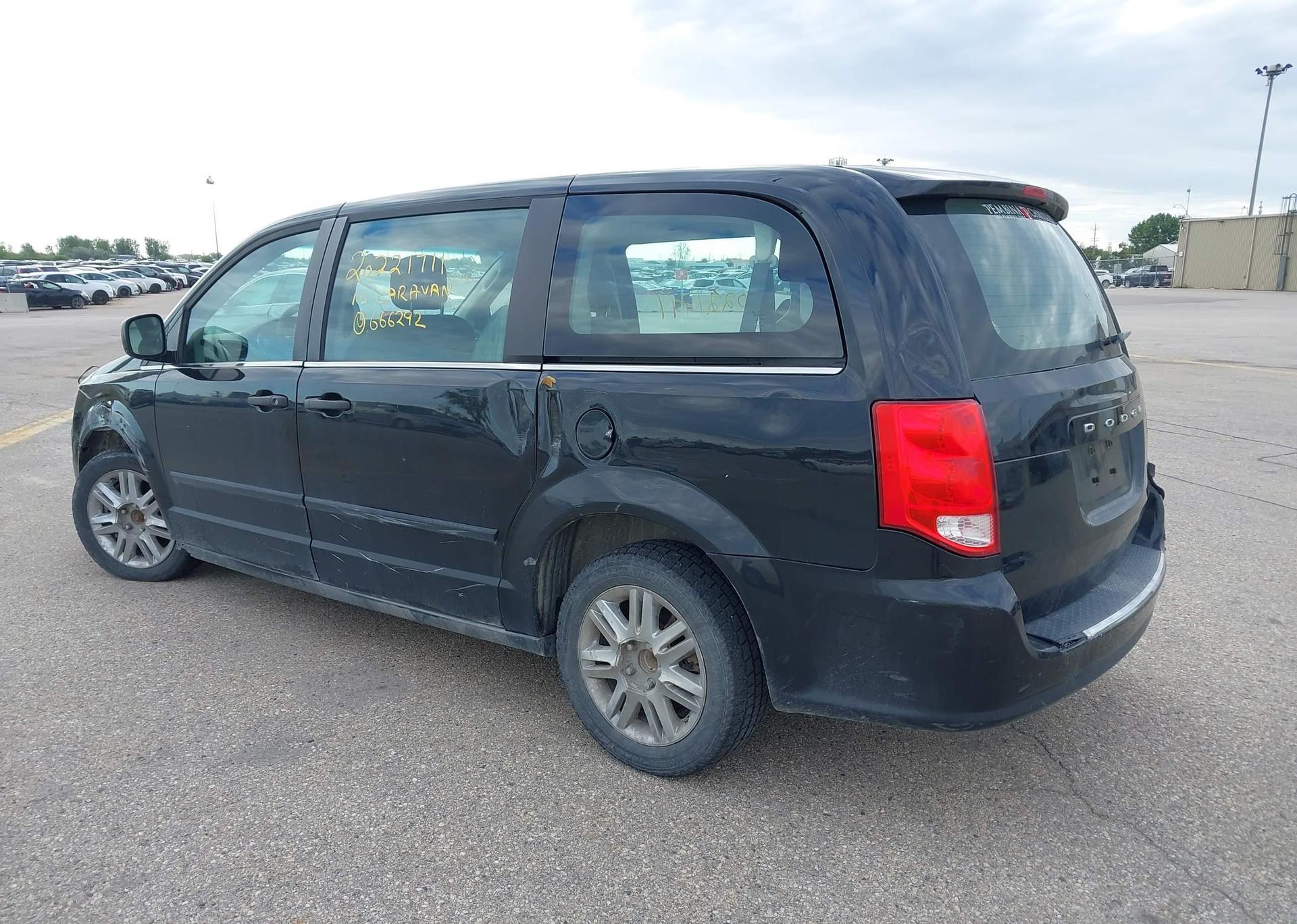 2015 DODGE GRAND CARAVAN SE