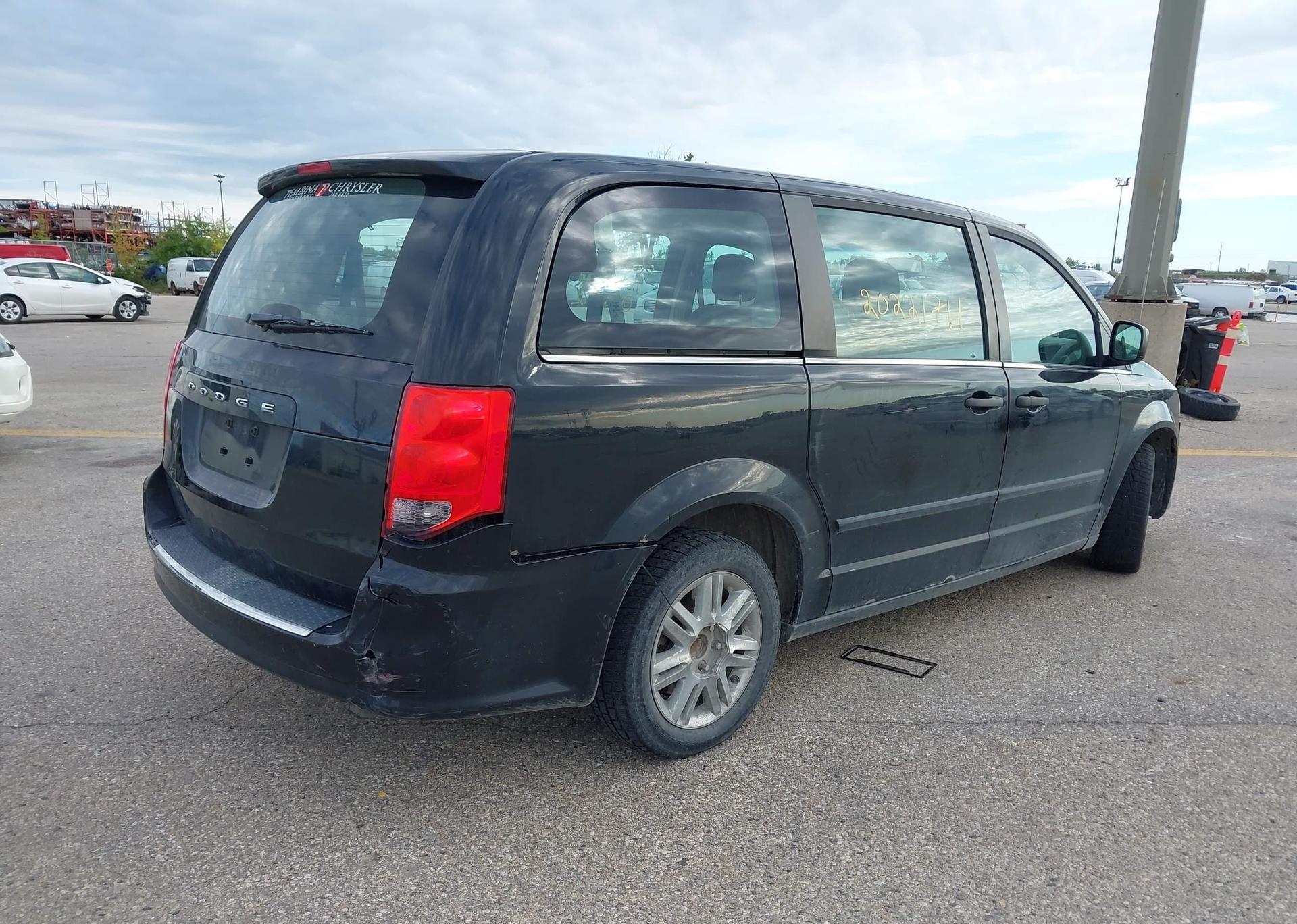 2015 DODGE GRAND CARAVAN SE