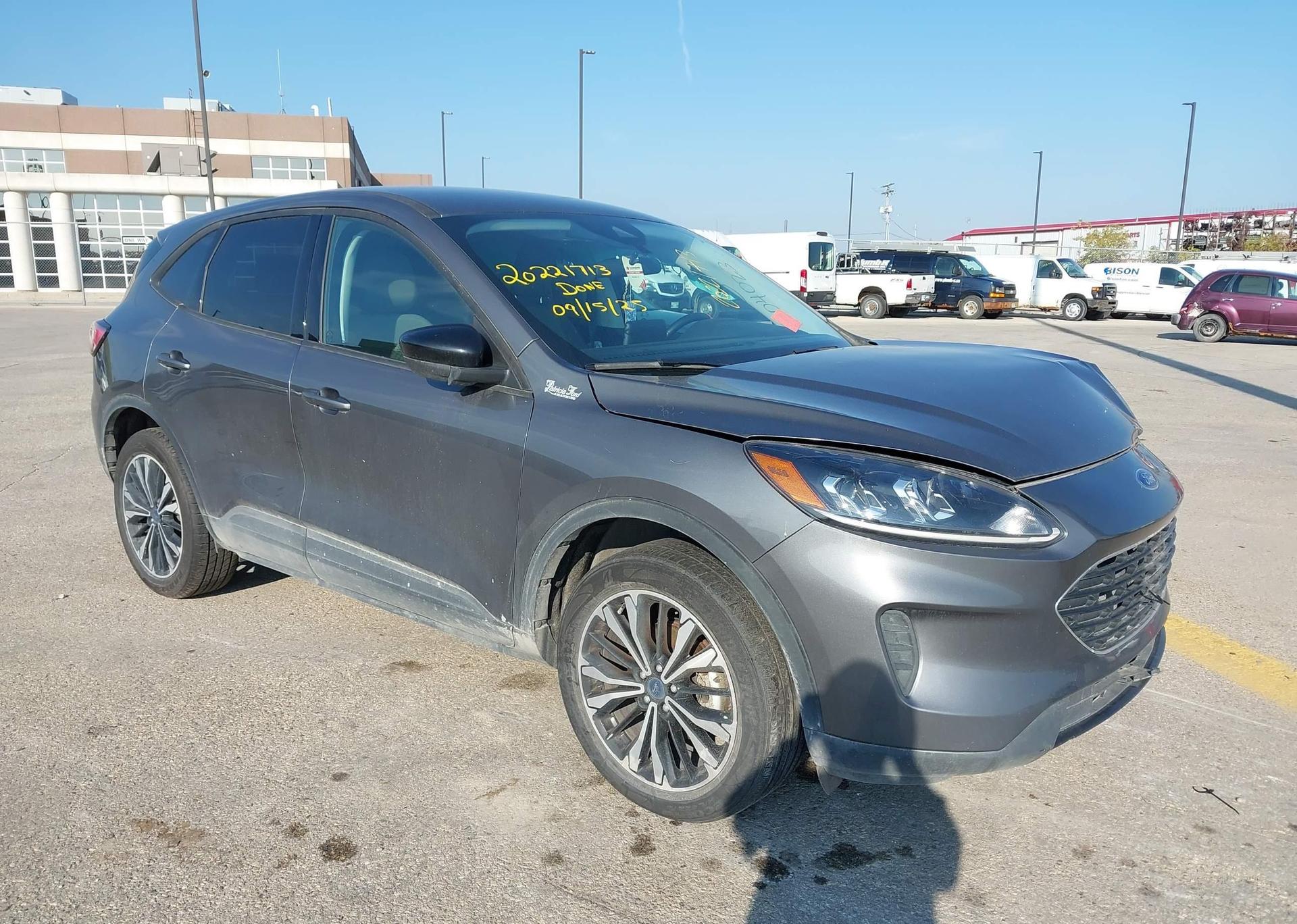 2022 FORD ESCAPE SE