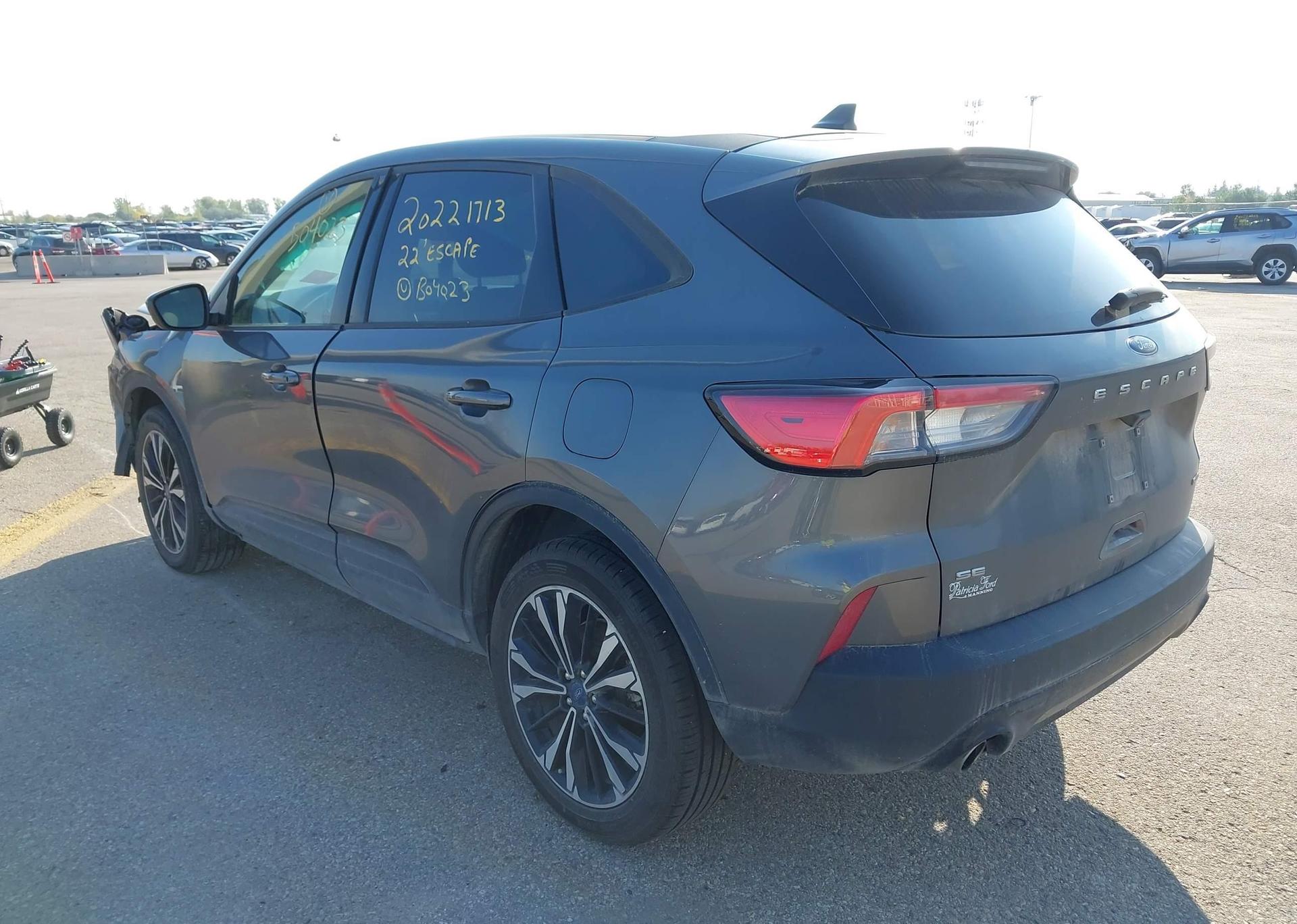 2022 FORD ESCAPE SE