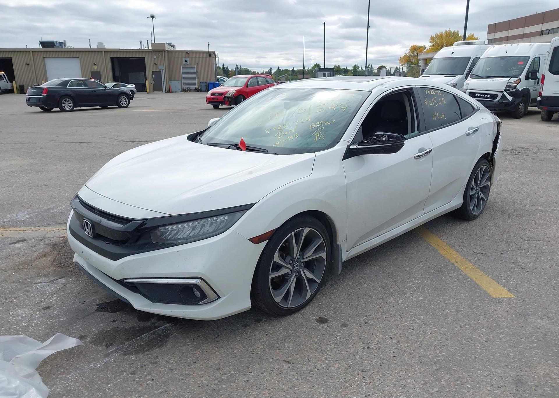2019 HONDA Civic touring