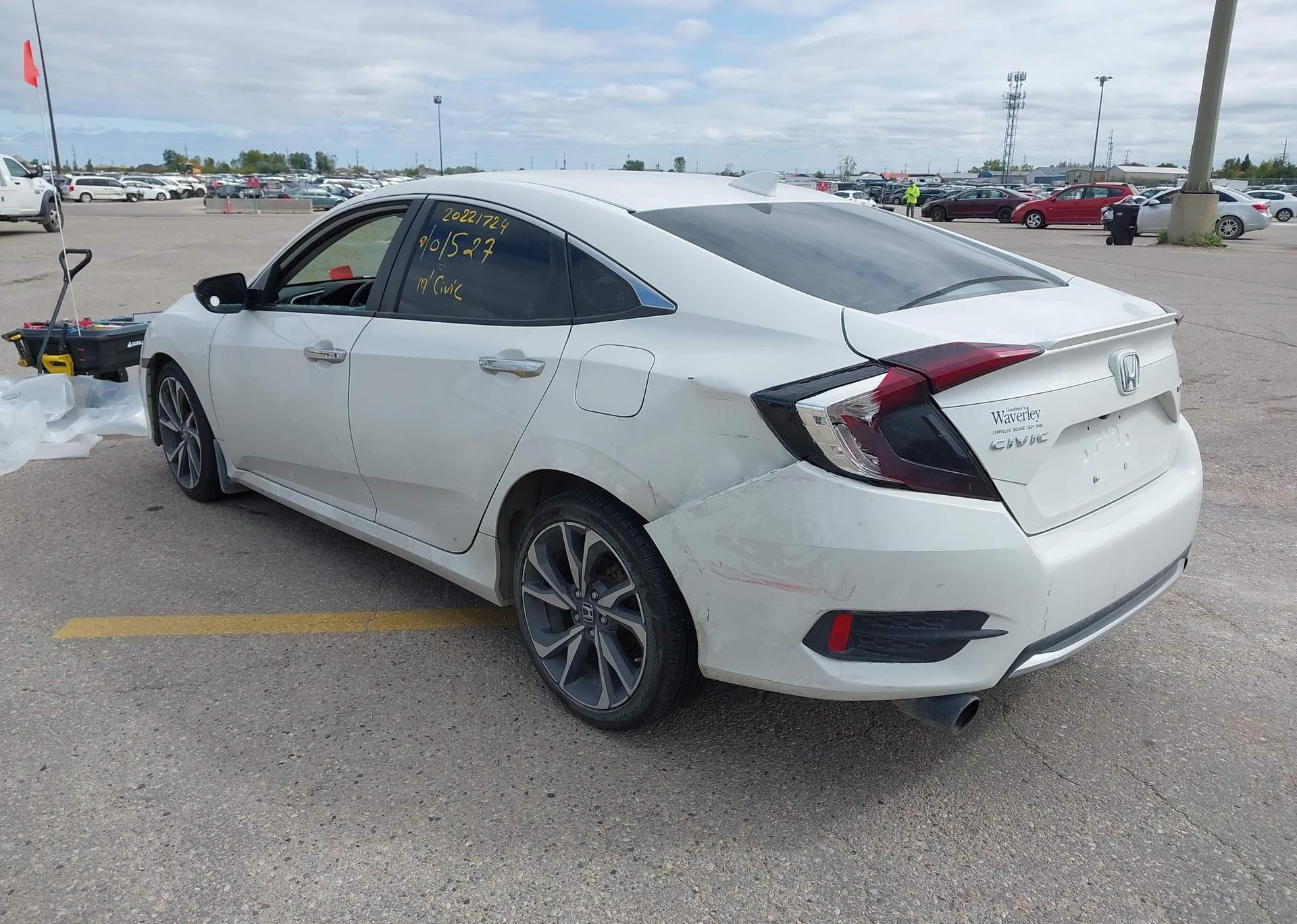 2019 HONDA Civic touring