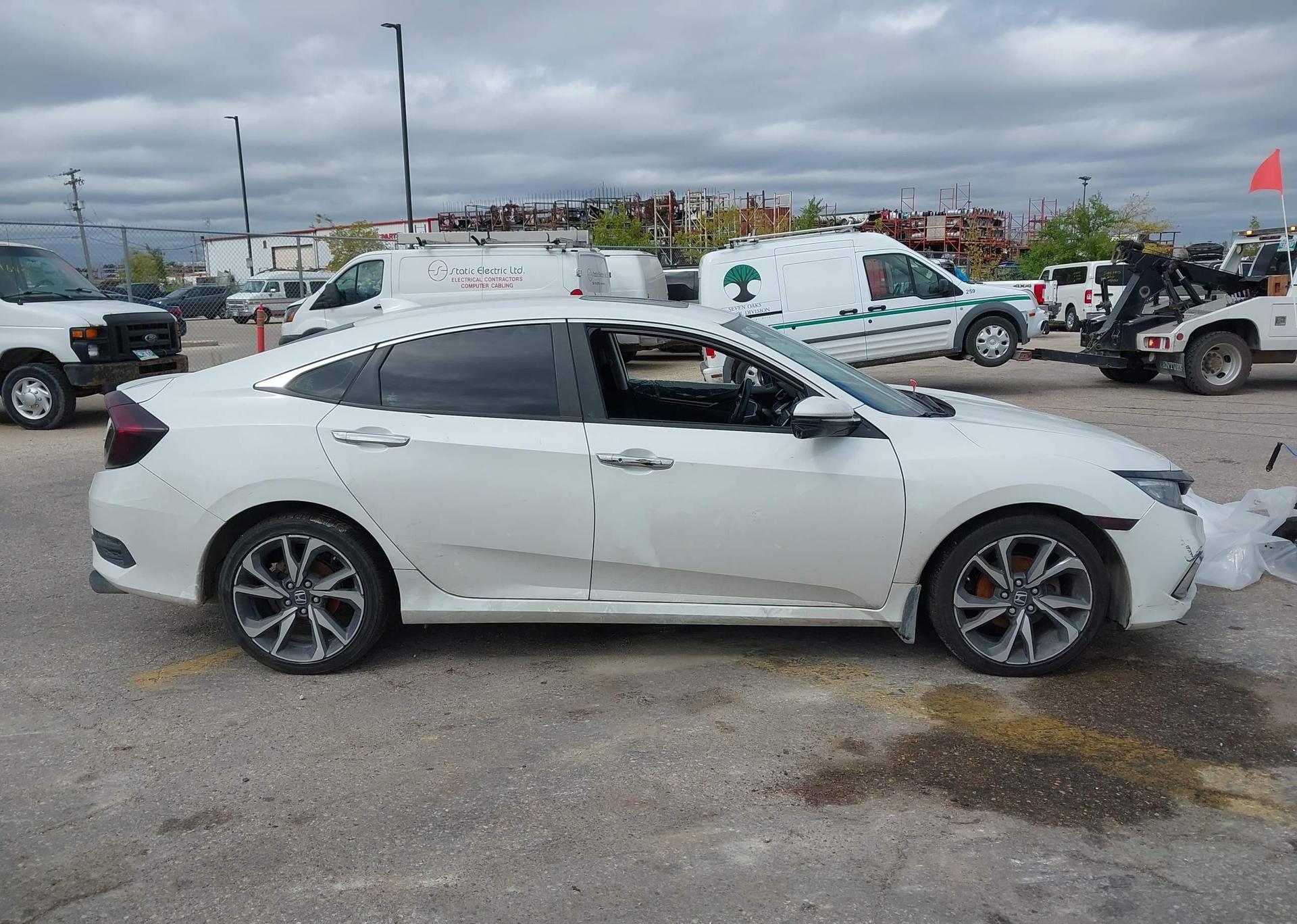 2019 HONDA Civic touring