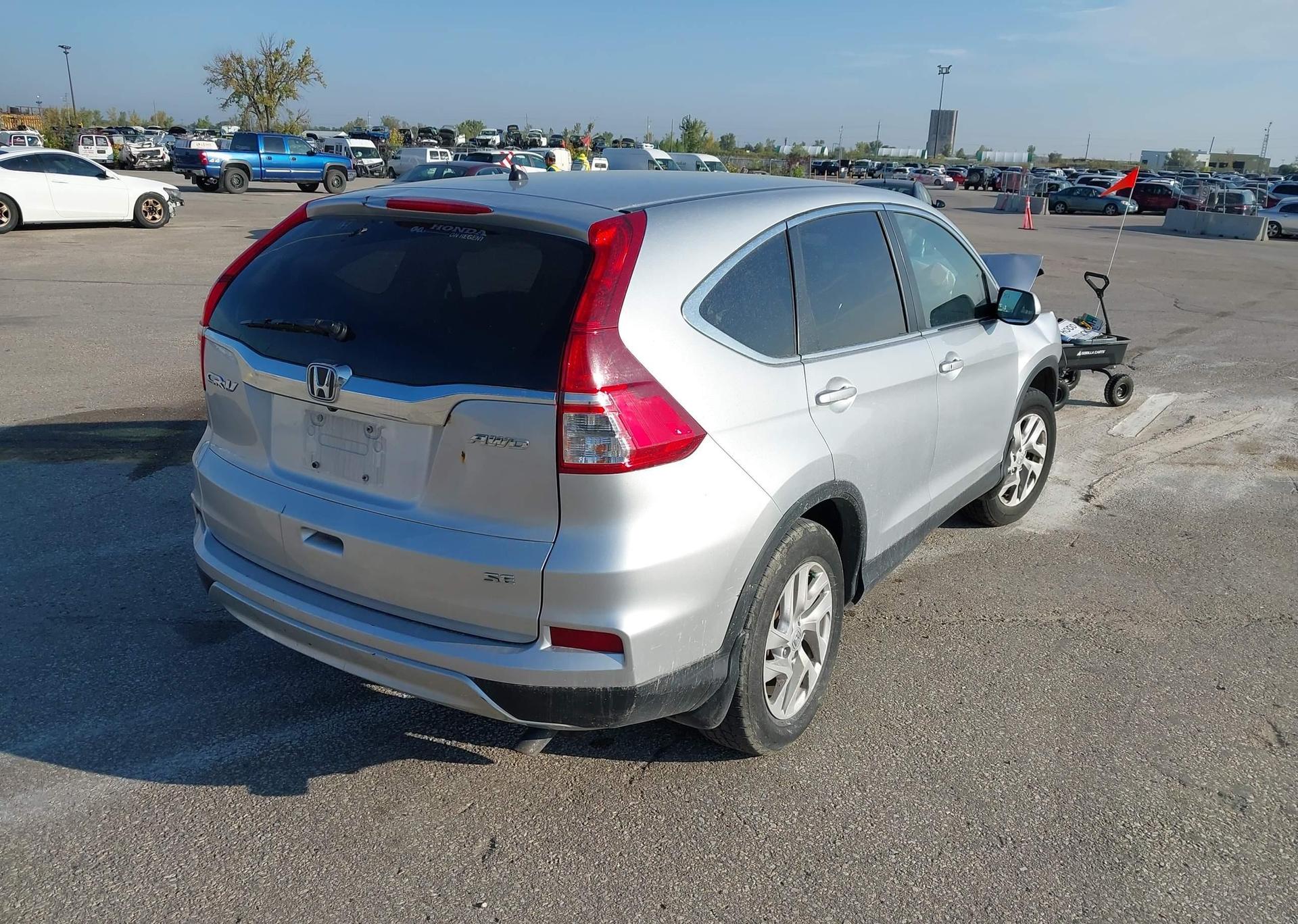 2015 HONDA CR-V SE