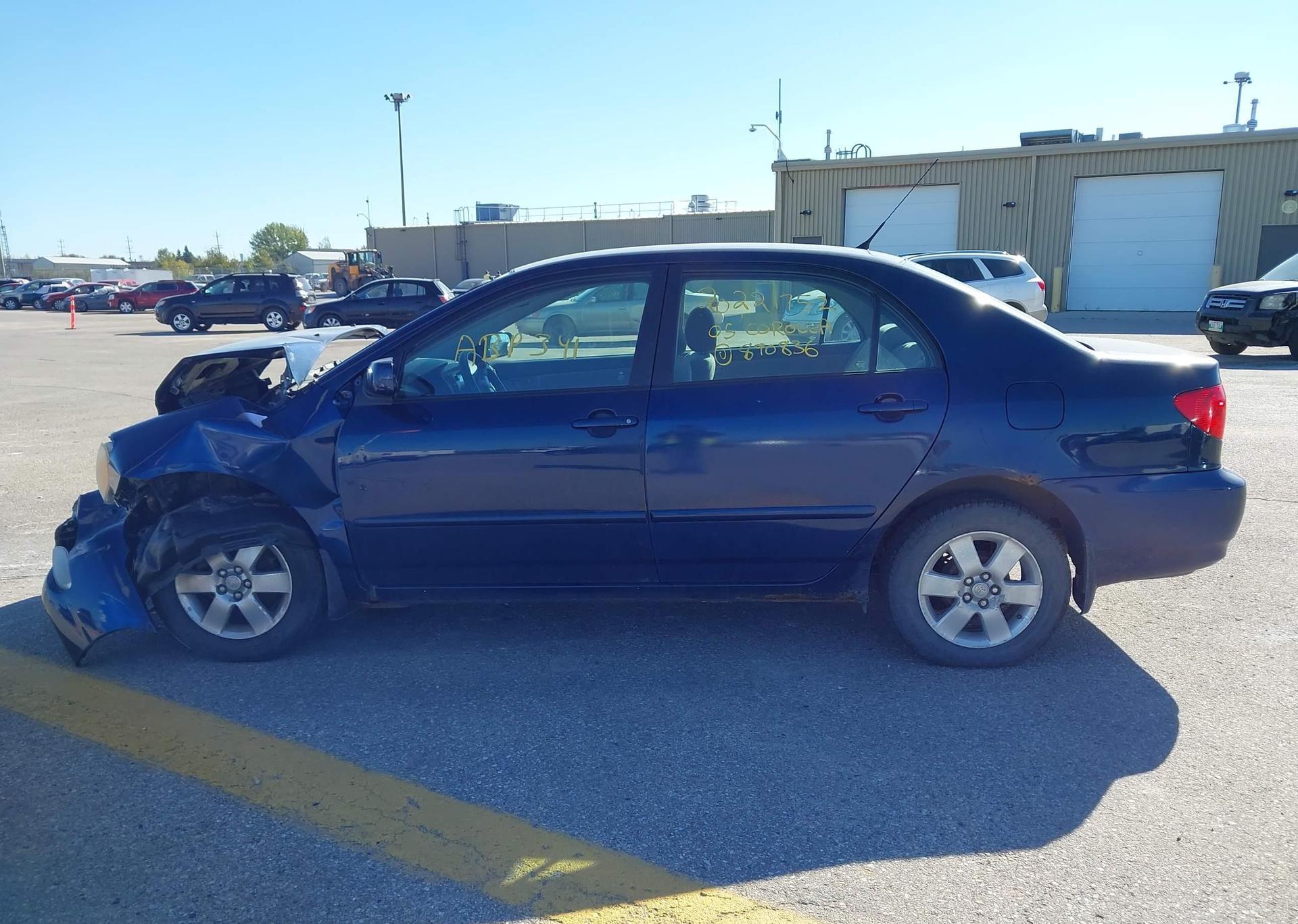 2005 TOYOTA COROLLA LE
