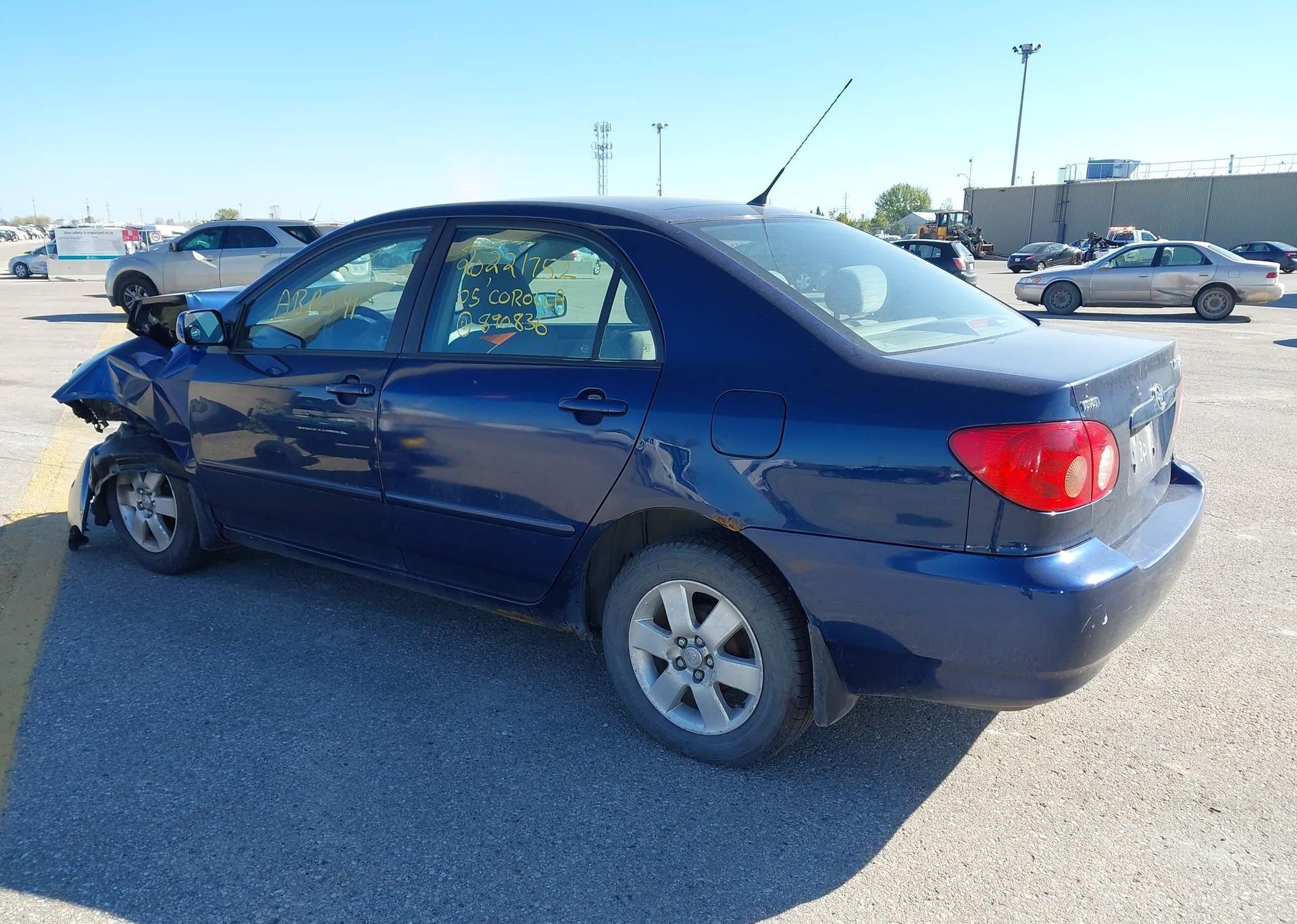 2005 TOYOTA COROLLA LE