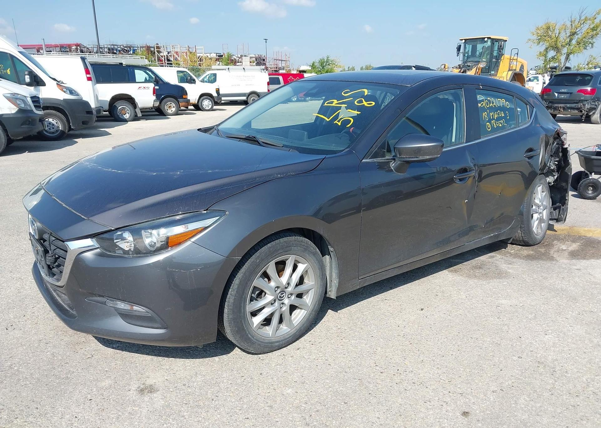 2018 MAZDA MAZDA3 SPORT GS SKY