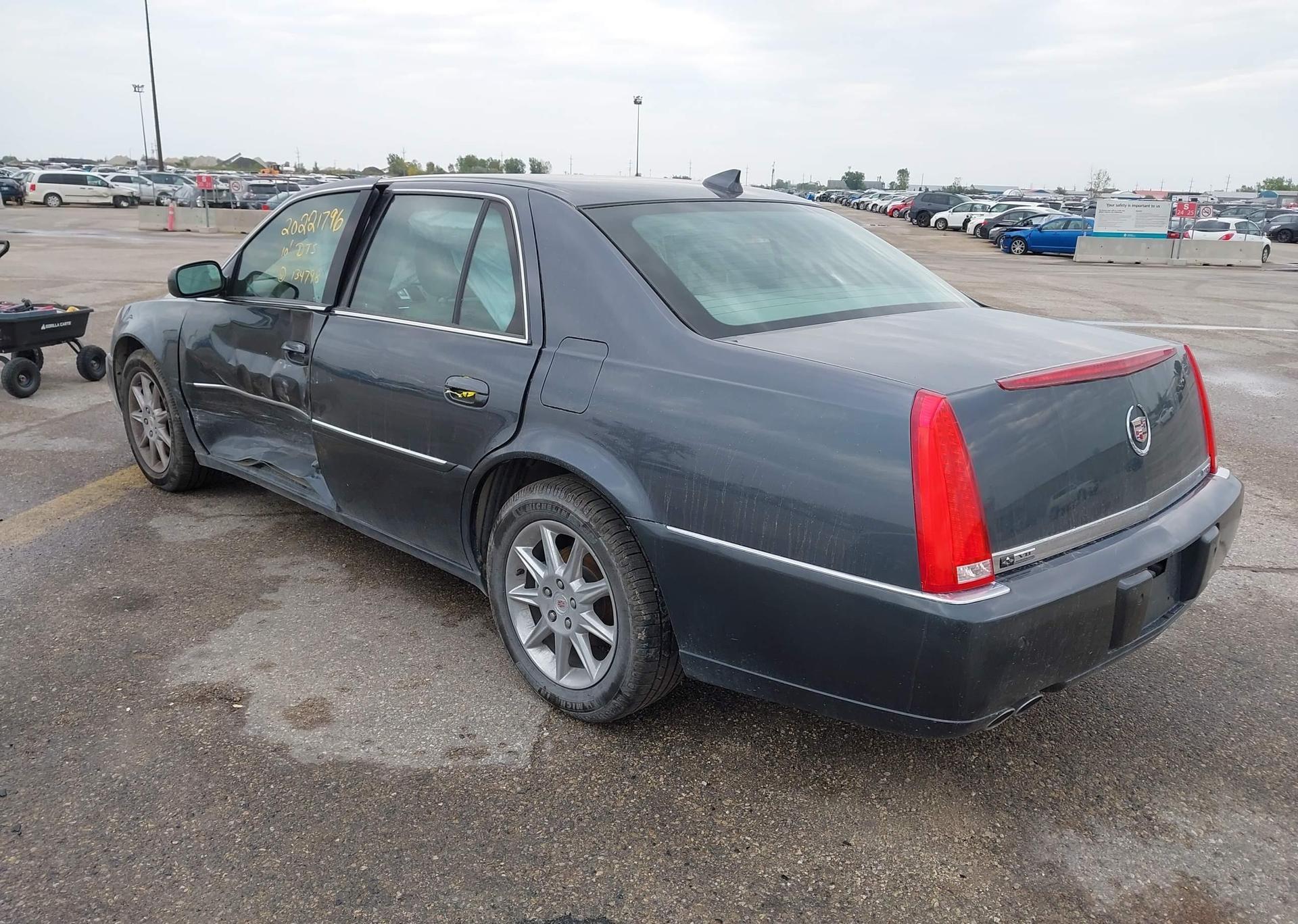 2010 CADILLAC DTS