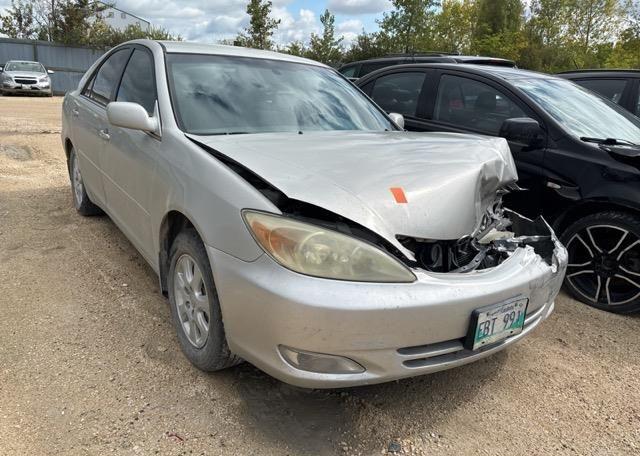 2004 TOYOTA CAMRY LE