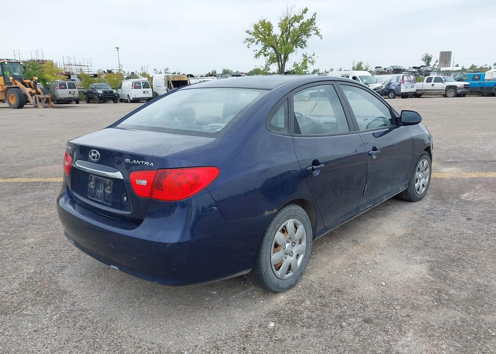 2010 HYUNDAI ELANTRA BLUE