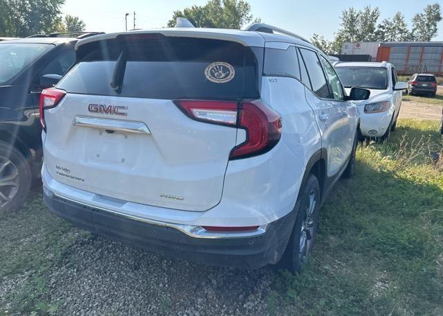 2022 GMC TERRAIN SLT
