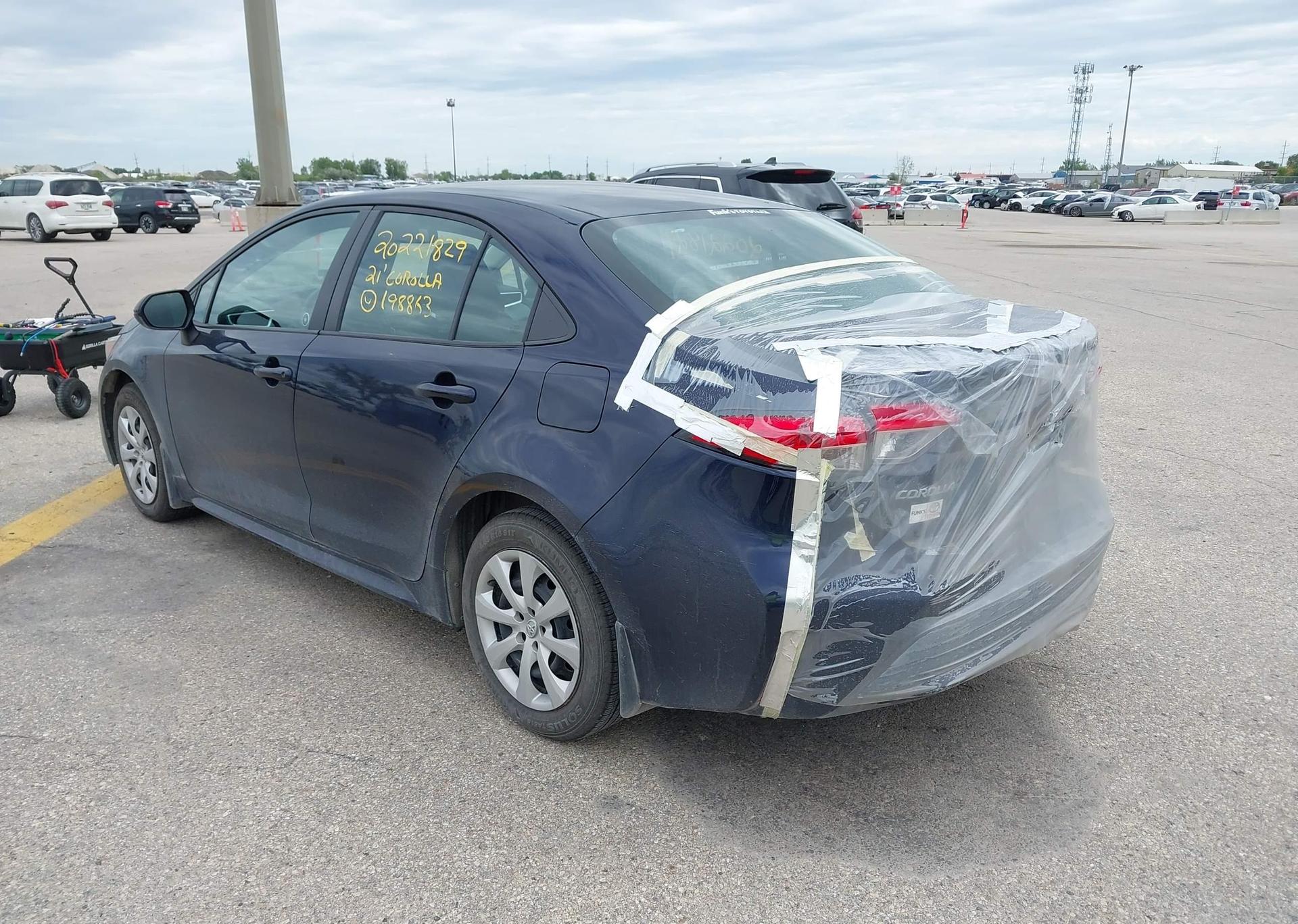 2021 TOYOTA COROLLA LE