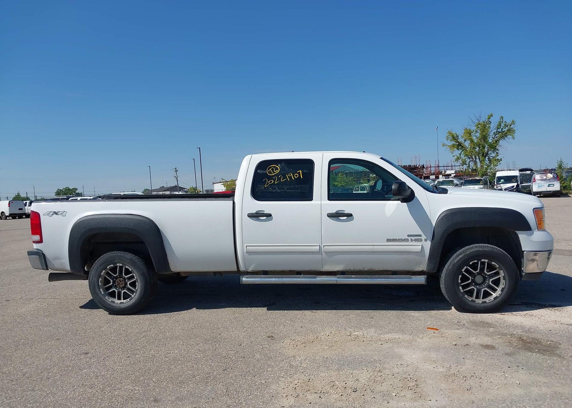 2007 GMC SIERRA 2500 HD SLE CREW CAB