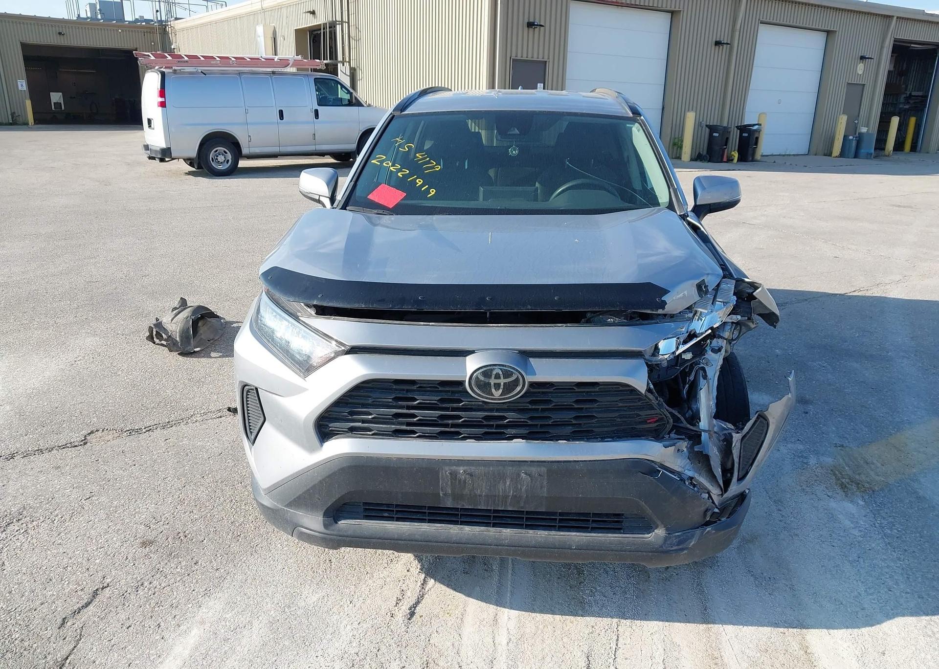 2021 TOYOTA RAV4 LE