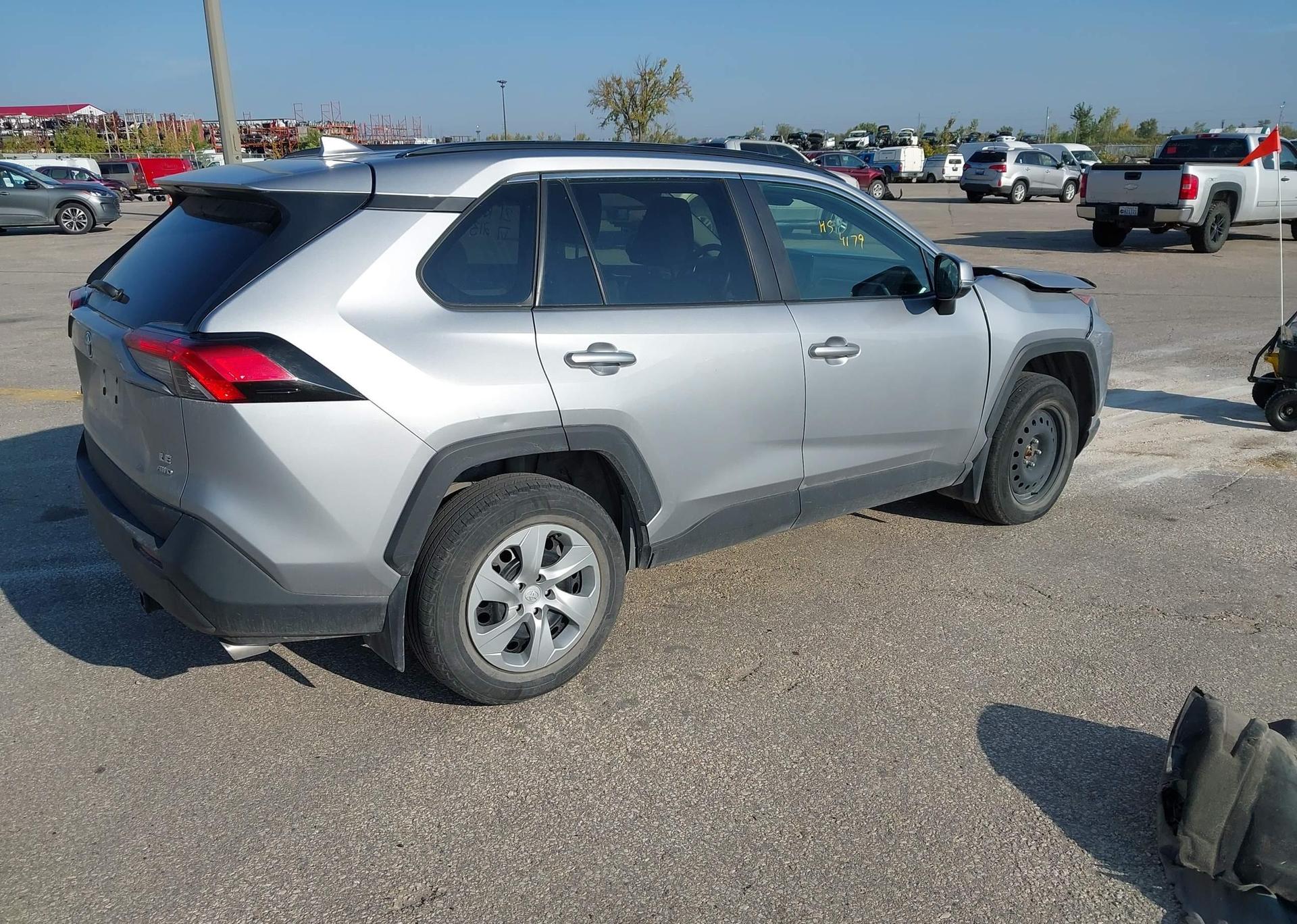 2021 TOYOTA RAV4 LE