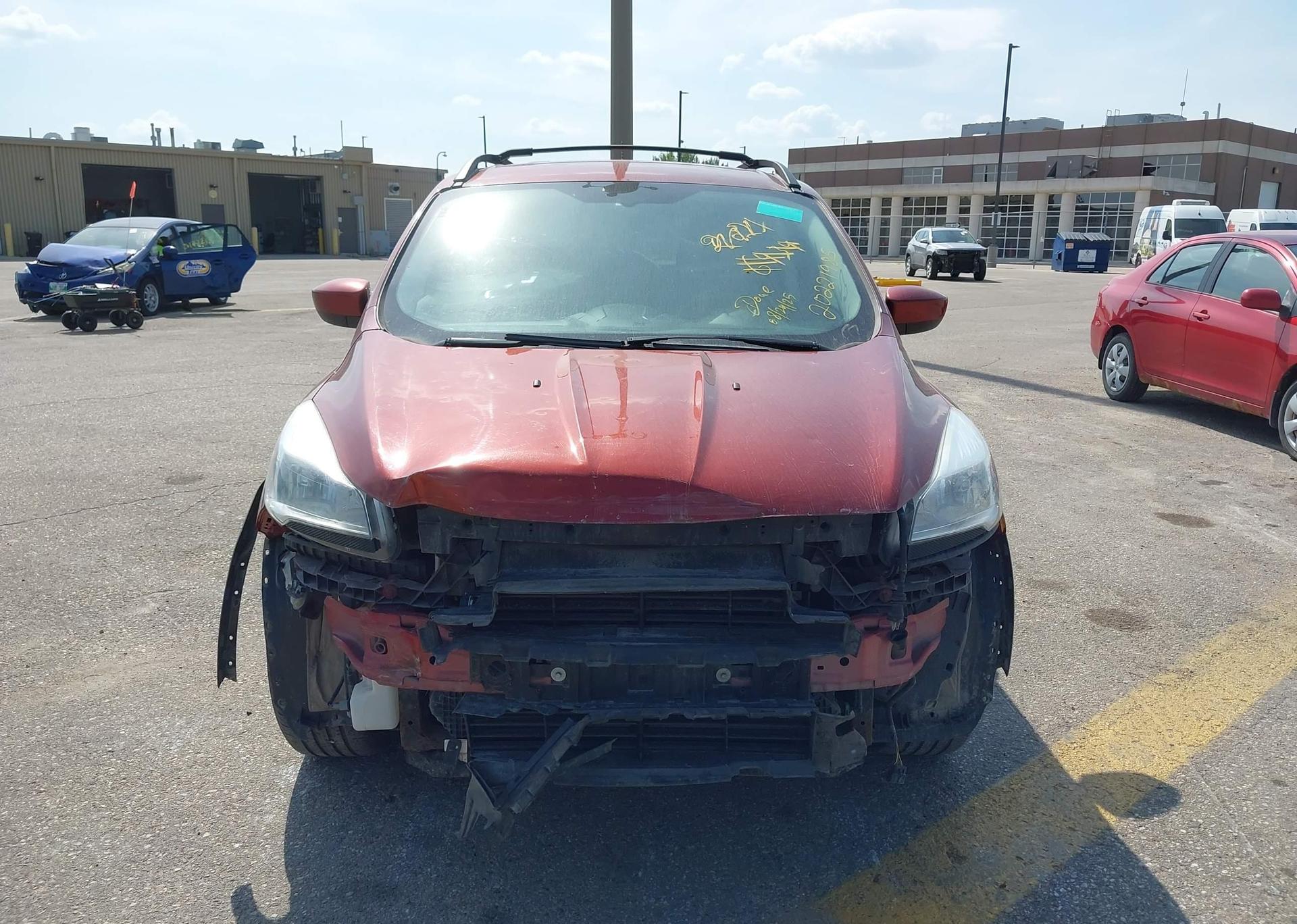 2015 FORD ESCAPE SE