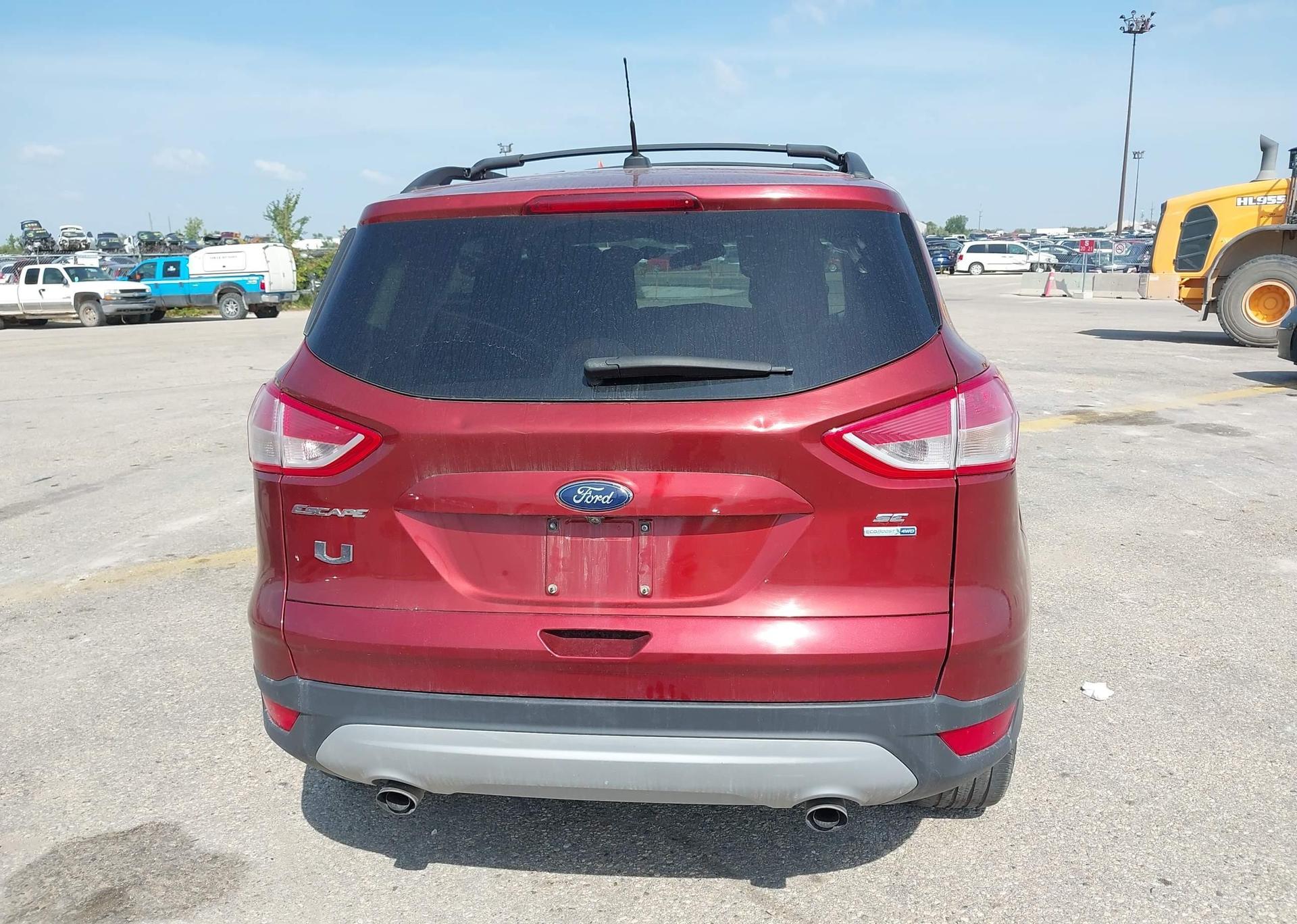 2015 FORD ESCAPE SE