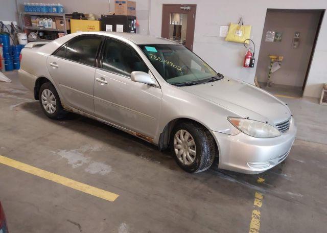2005 TOYOTA CAMRY LE