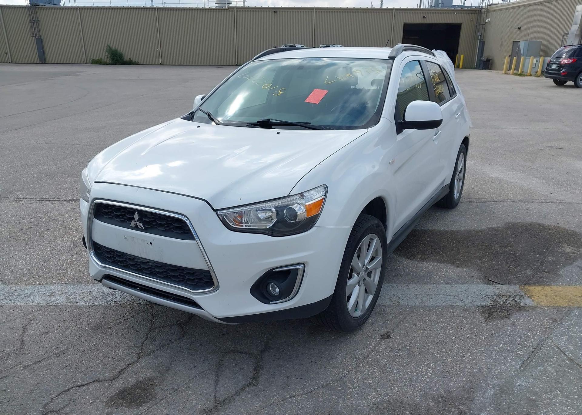 2015 MITSUBISHI RVR SE