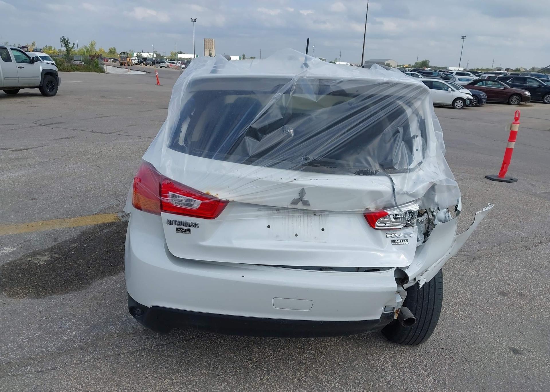 2015 MITSUBISHI RVR SE