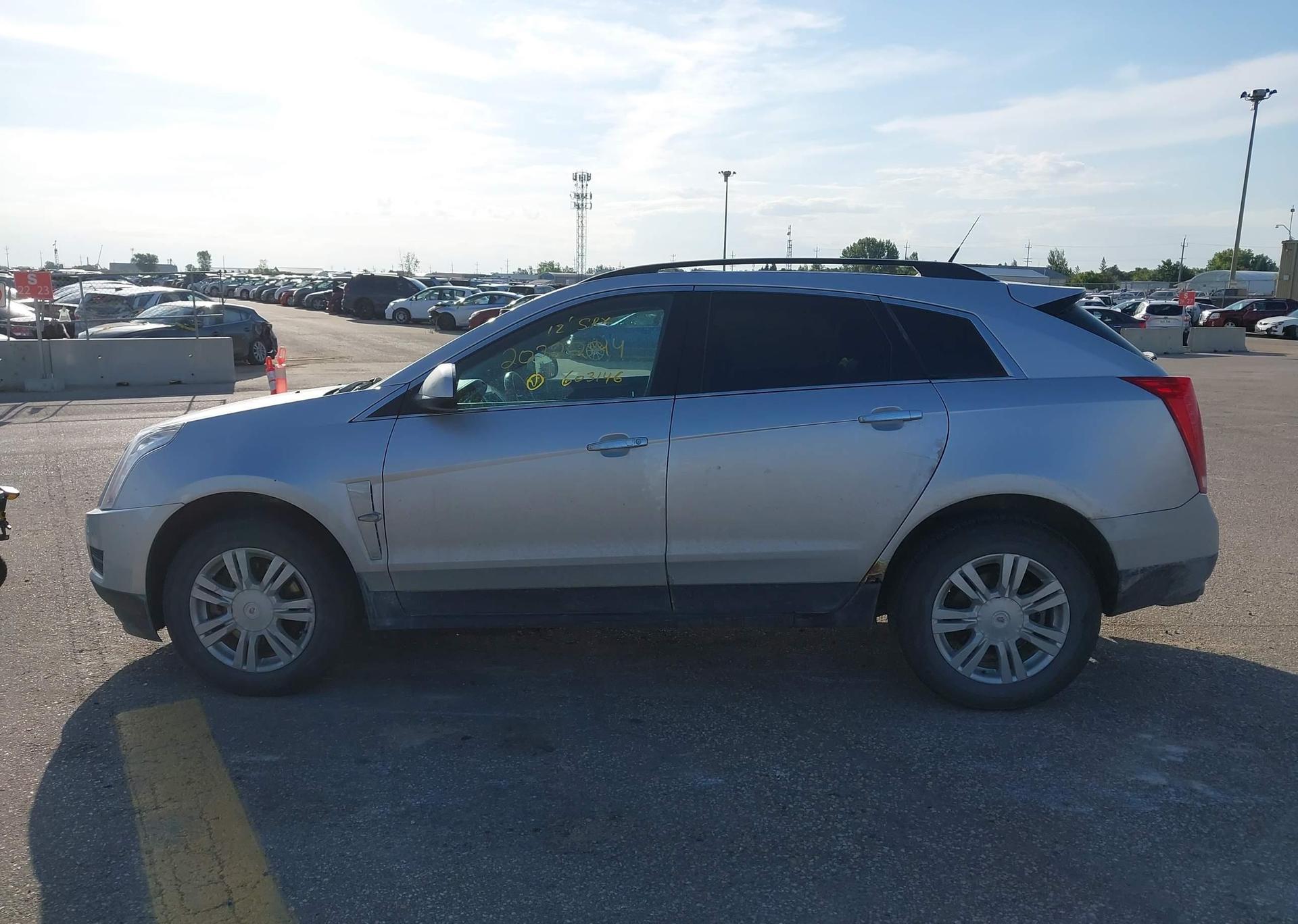 2012 CADILLAC SRX V6