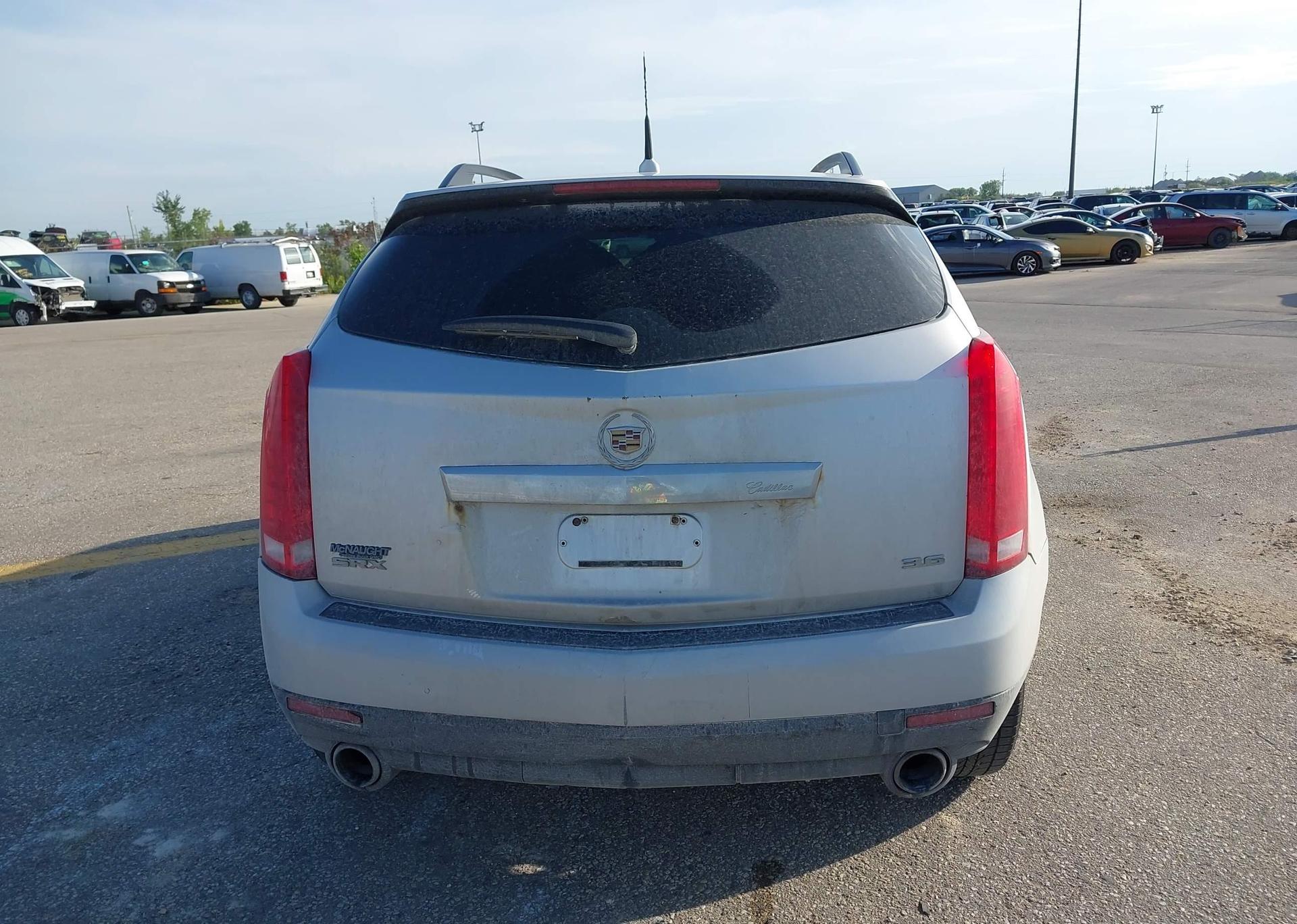2012 CADILLAC SRX V6